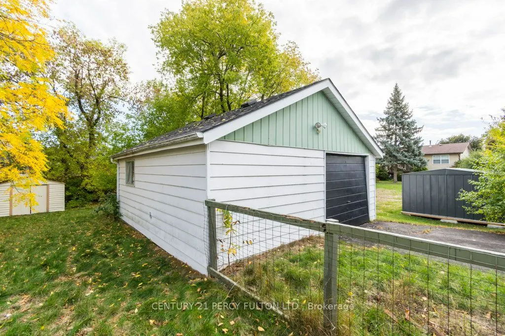 71 Prince Of Wales Drive, #Main