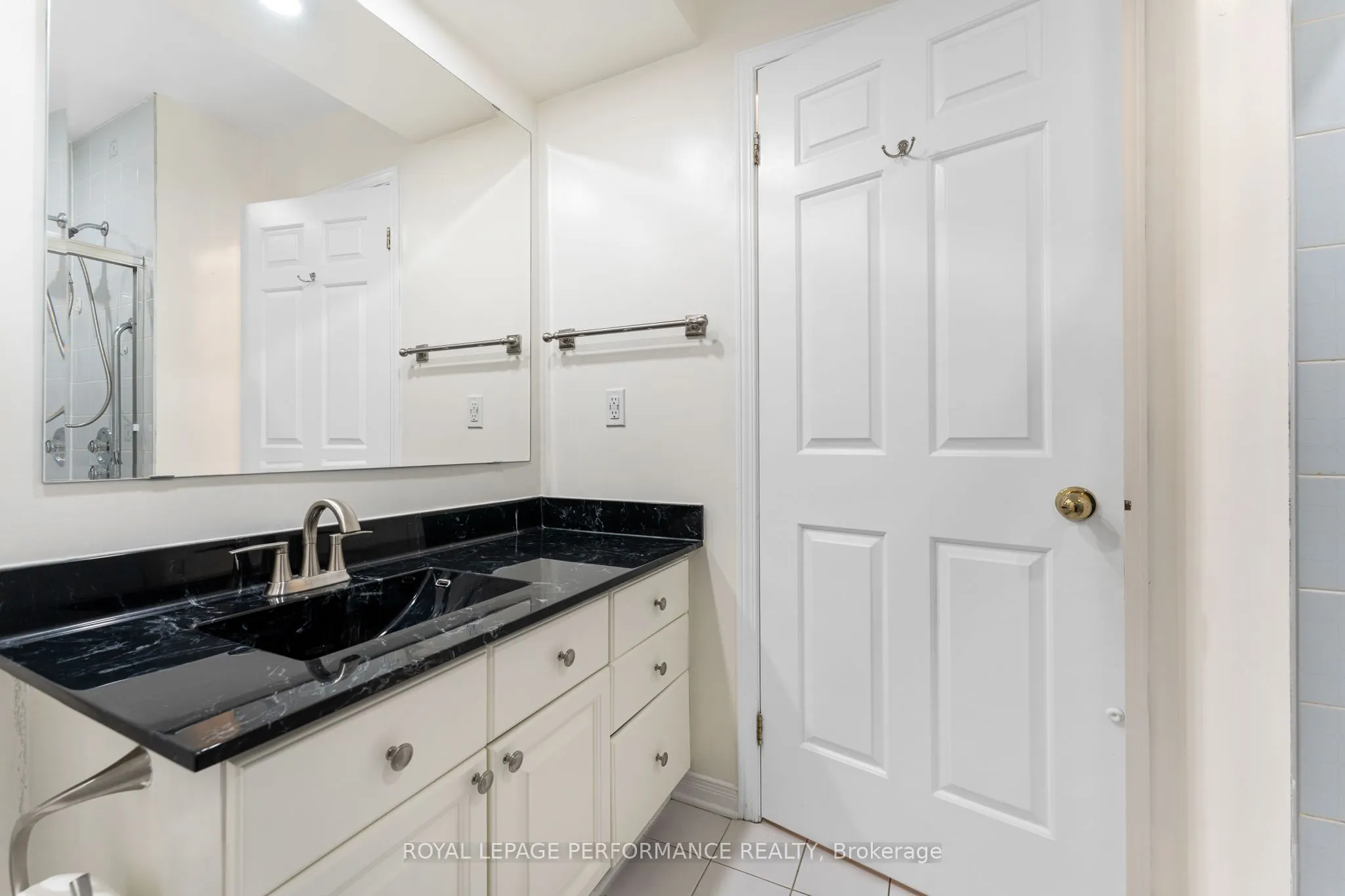 13 Waterford Way, #52