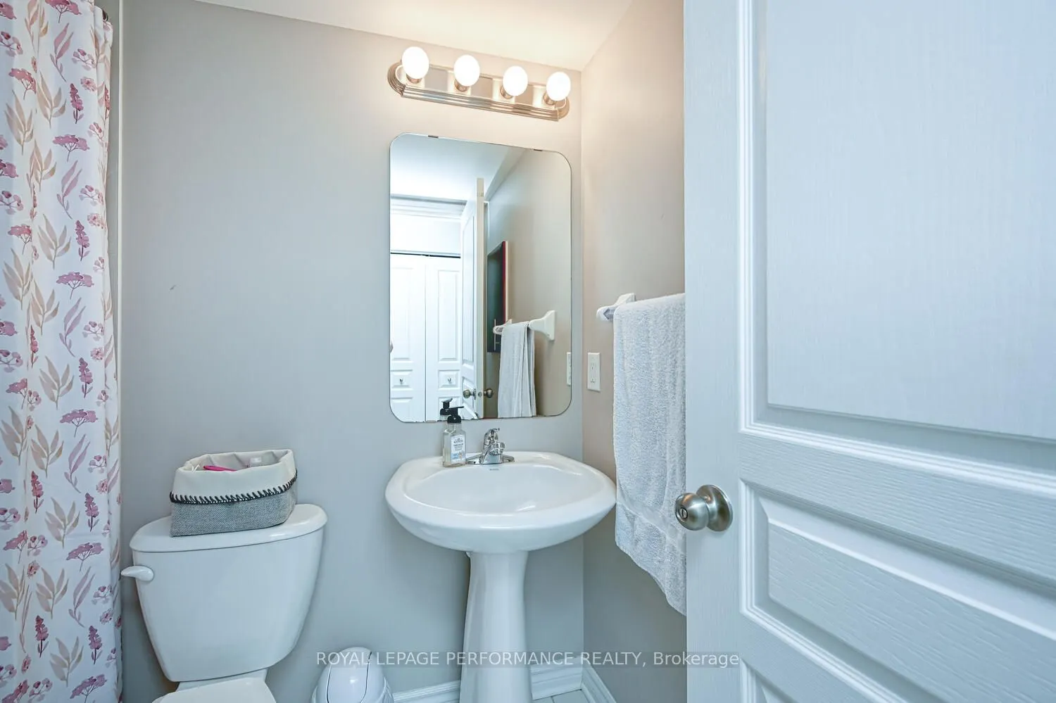 76 Stonehaven Drive, #1