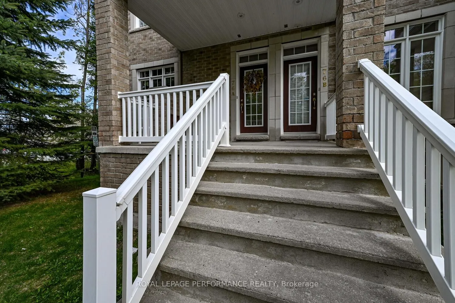 76 Stonehaven Drive, #1