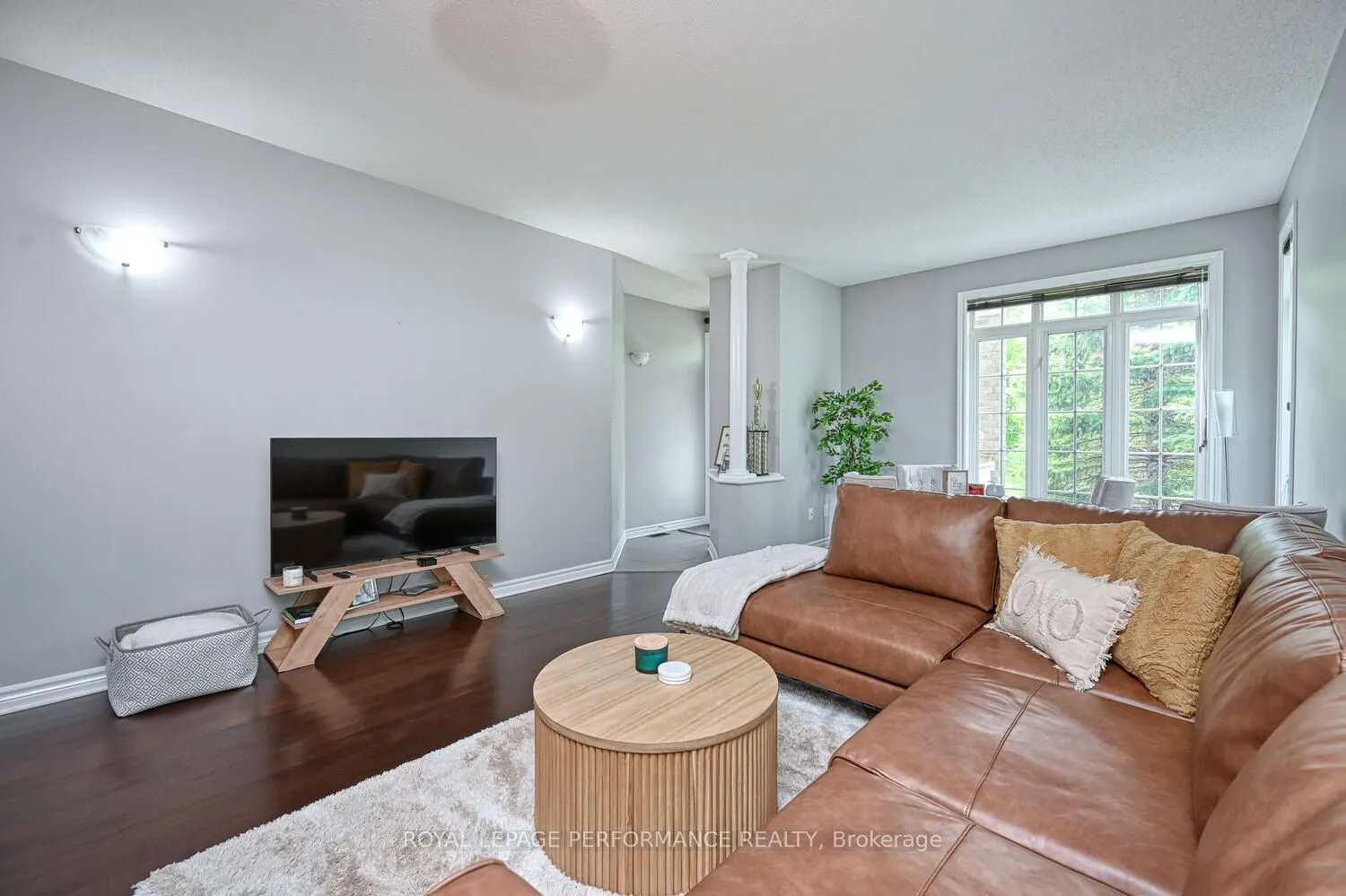 76 Stonehaven Drive, #1