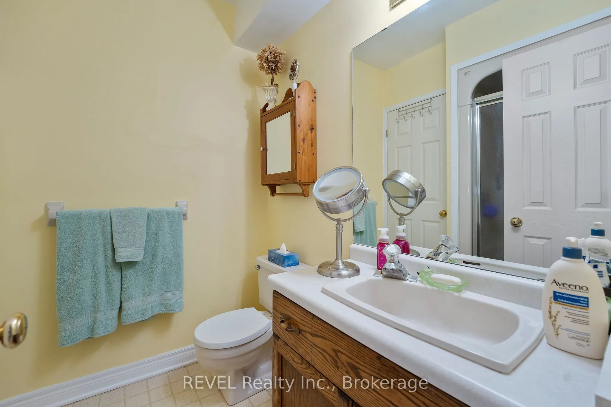 3594 Netherby Road
