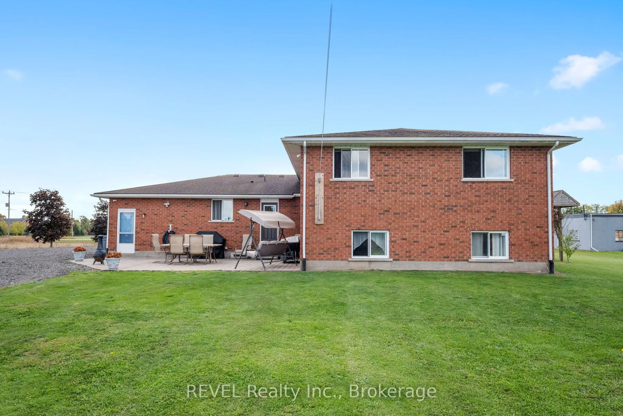 3594 Netherby Road