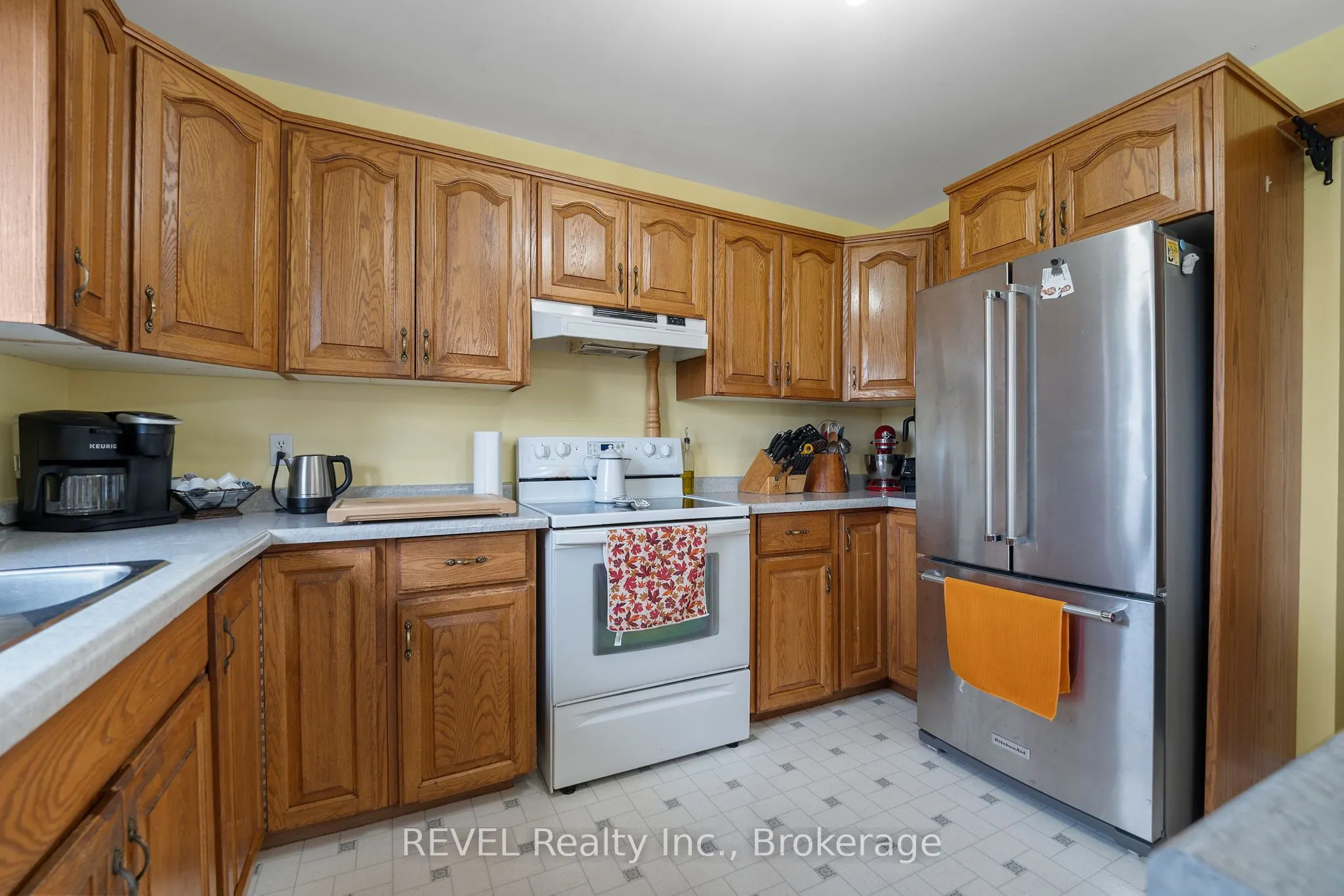 3594 Netherby Road