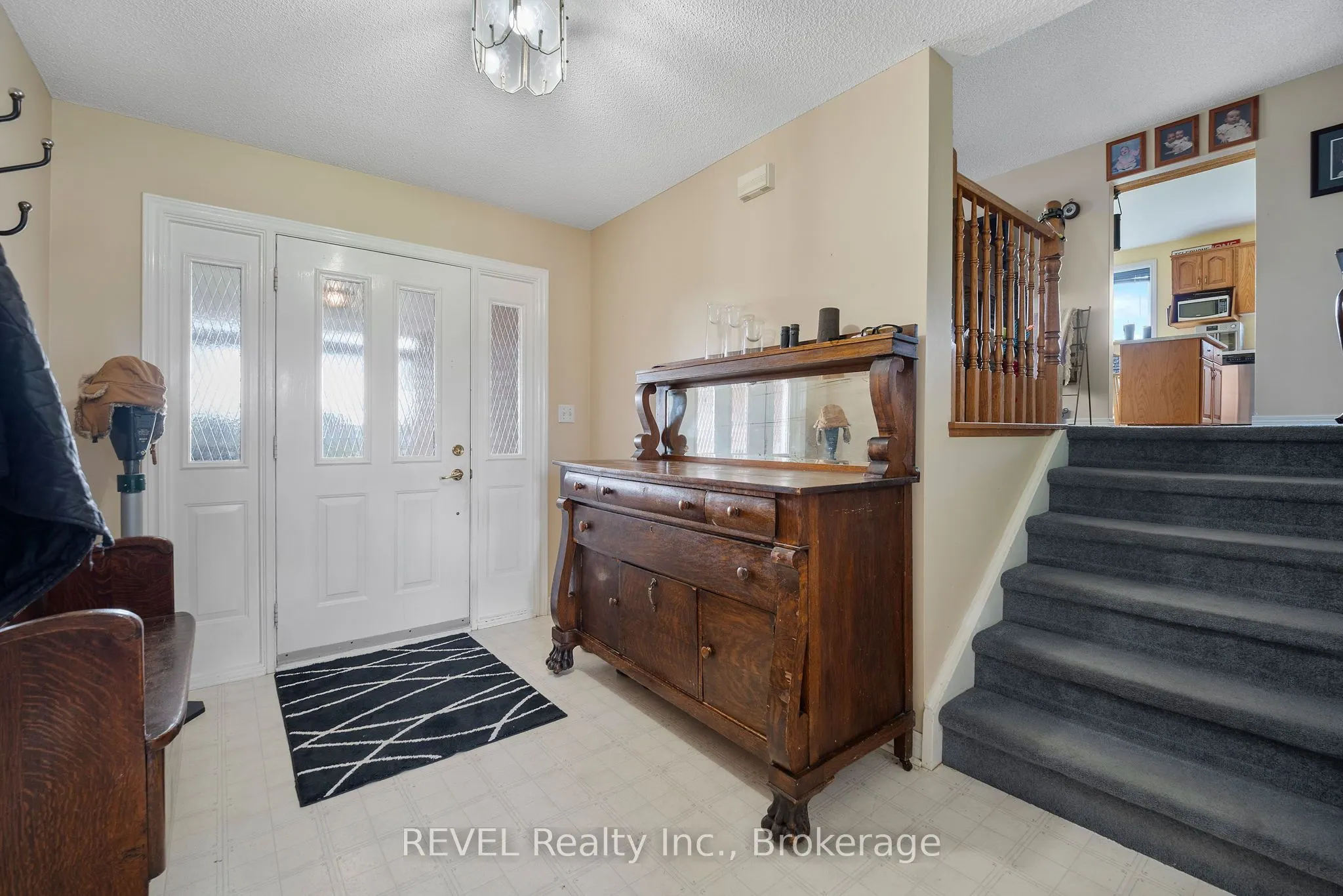 3594 Netherby Road