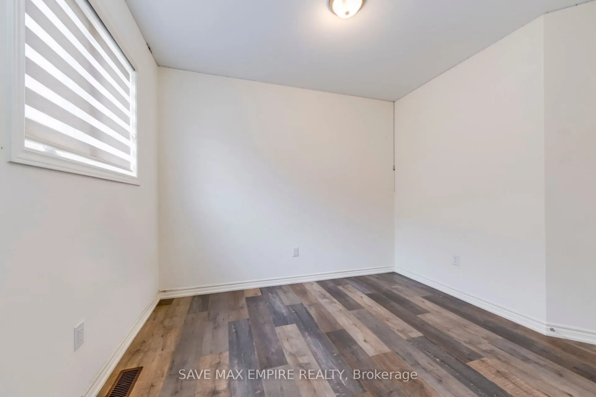 1207 Green Acres Drive