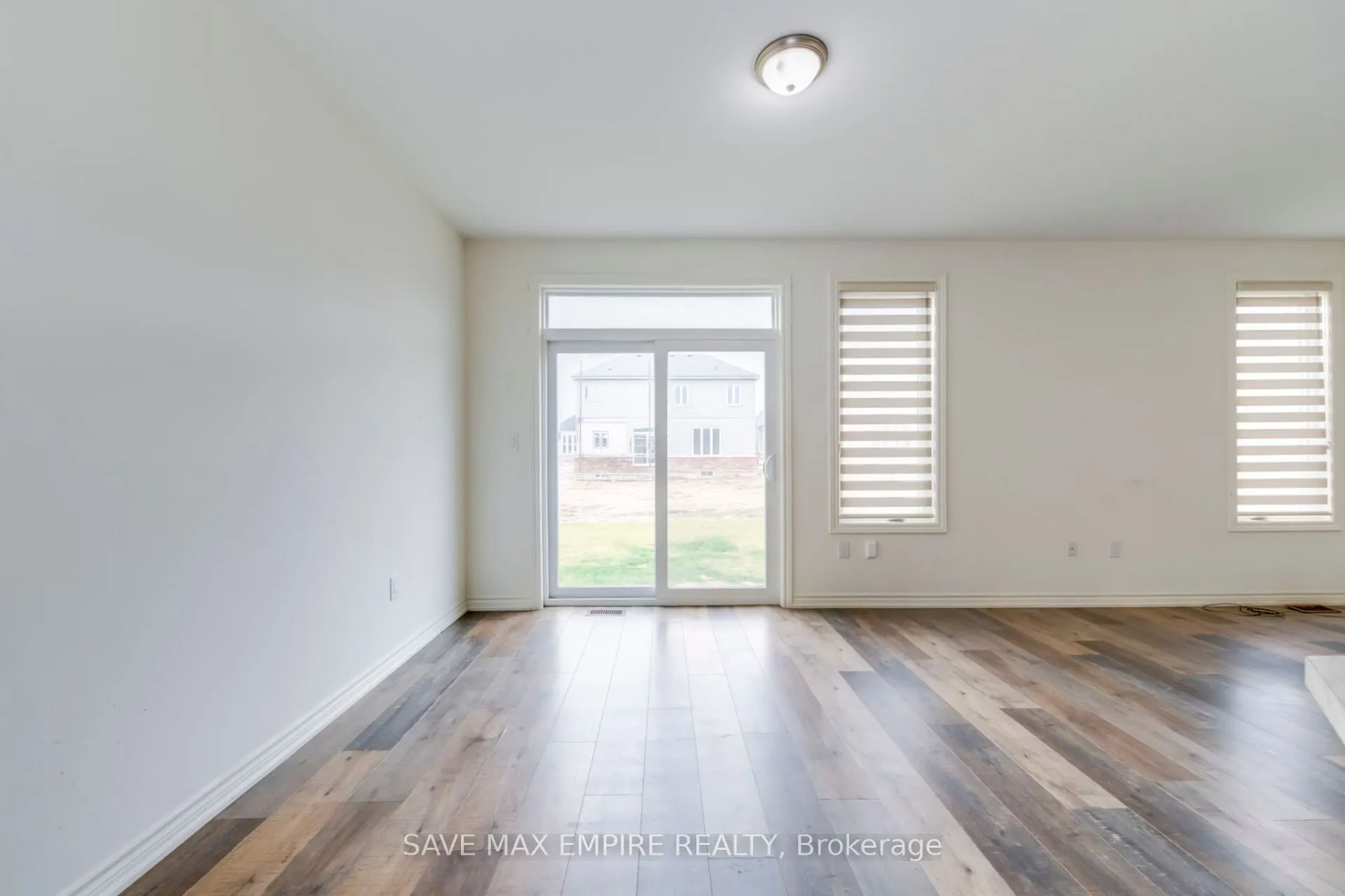 1207 Green Acres Drive