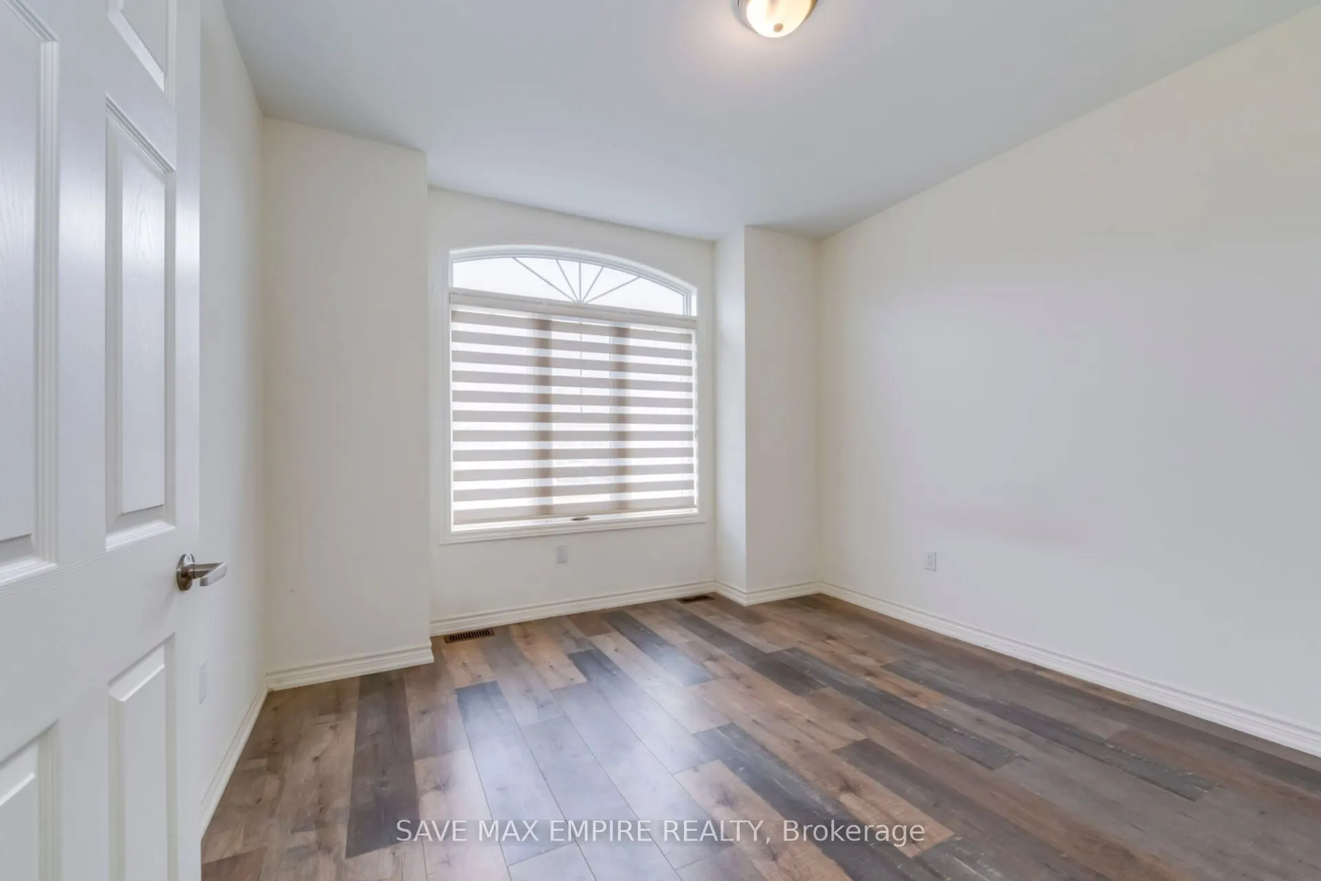 1207 Green Acres Drive
