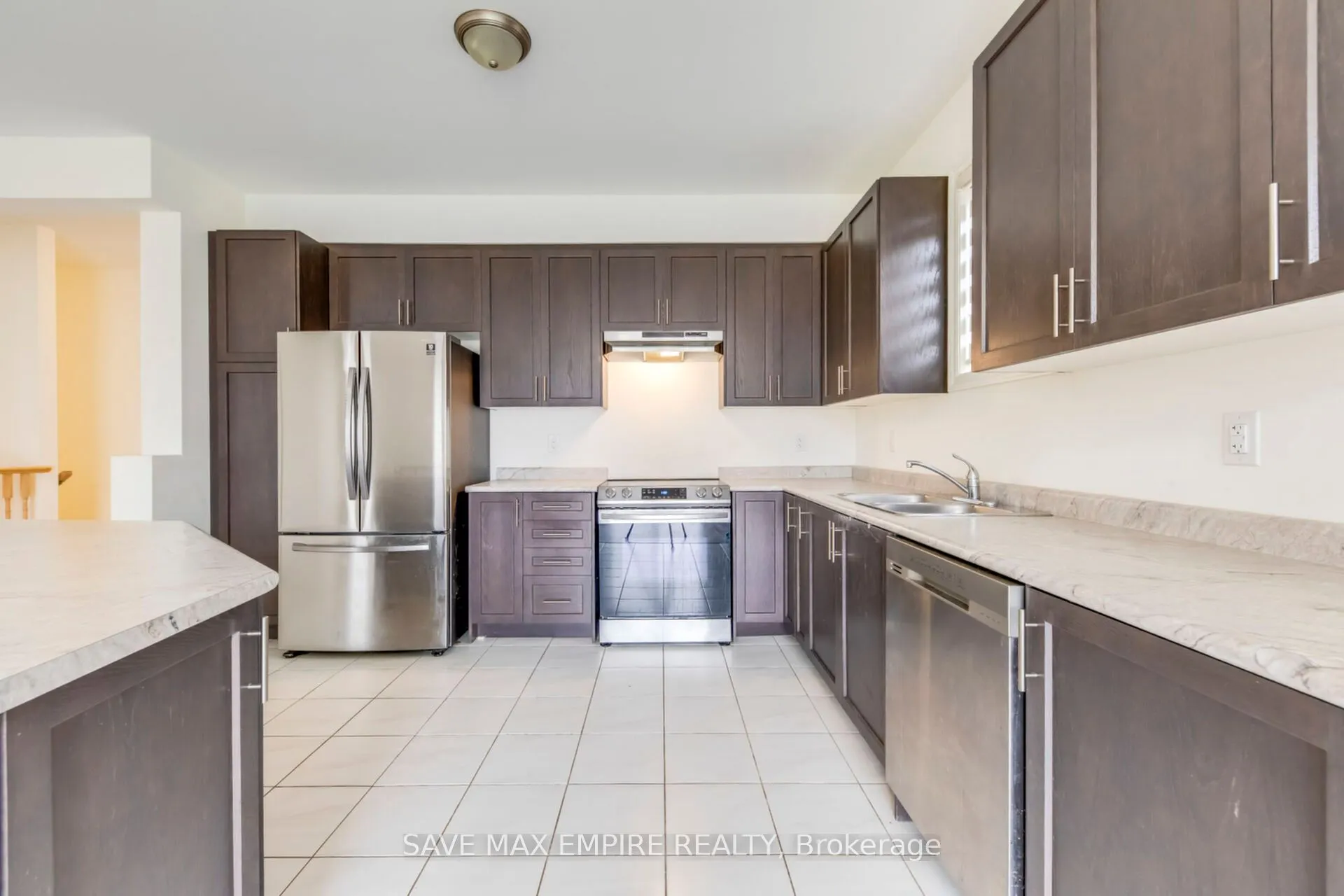 1207 Green Acres Drive