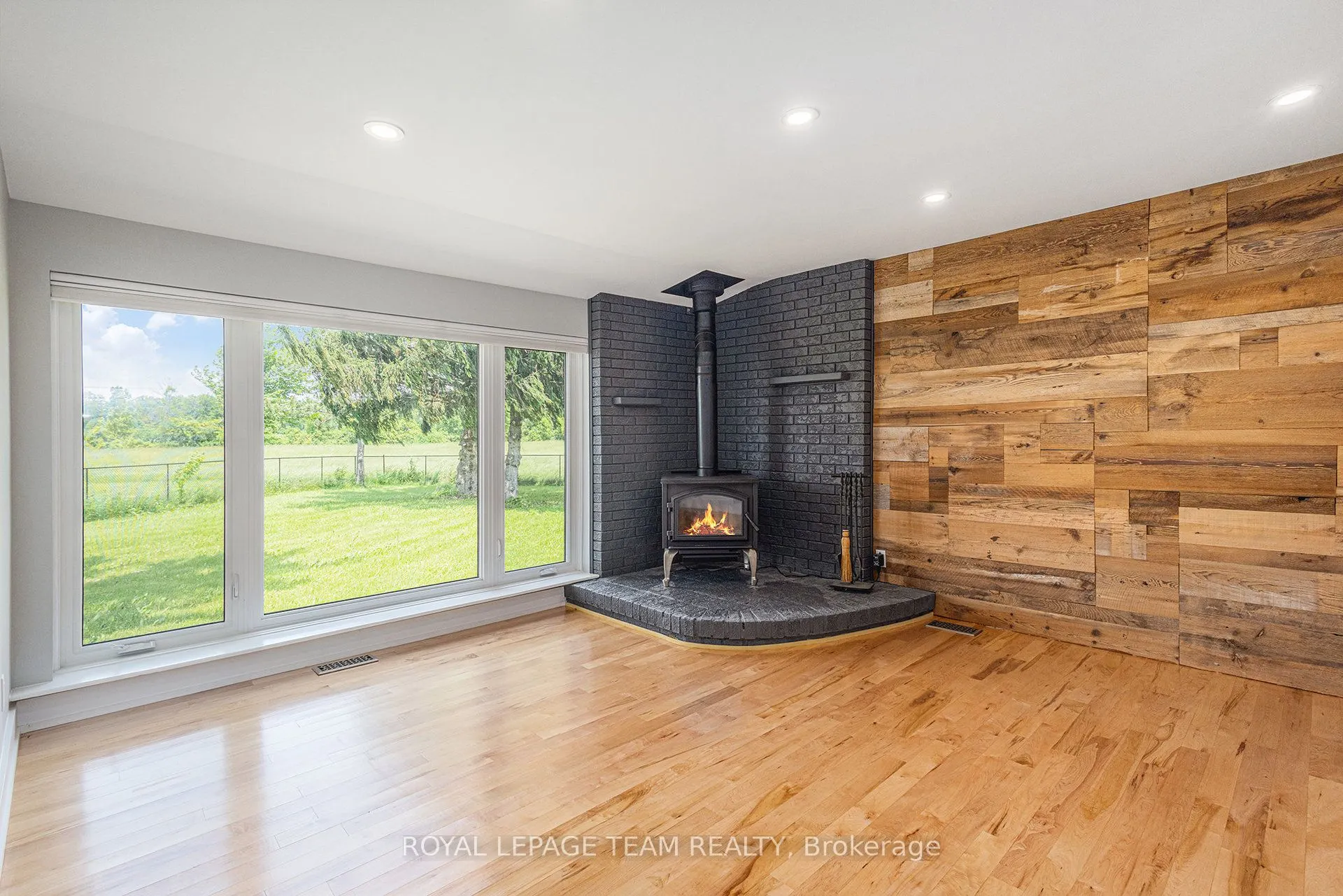 3455 Donnelly Drive