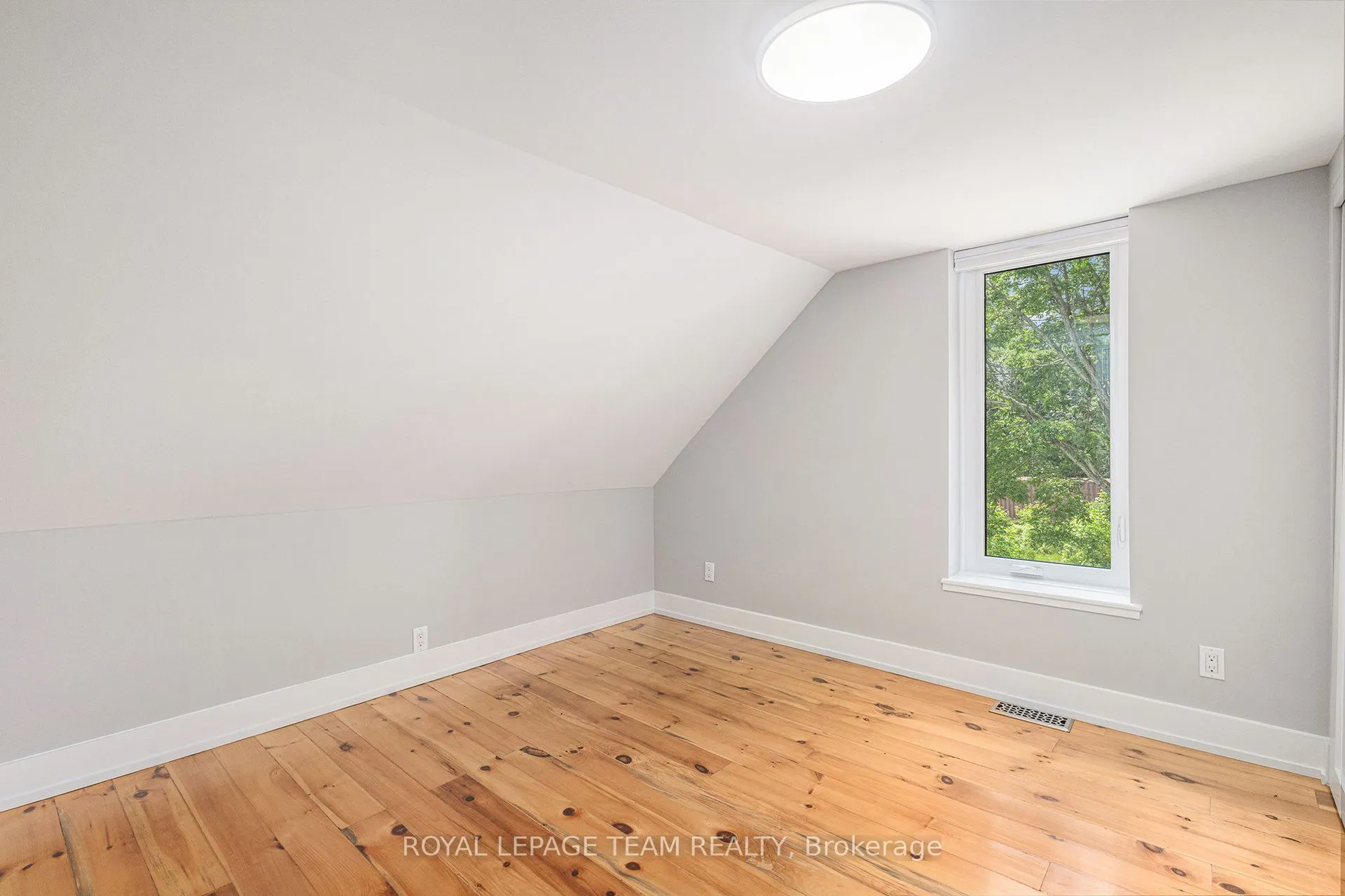 3455 Donnelly Drive