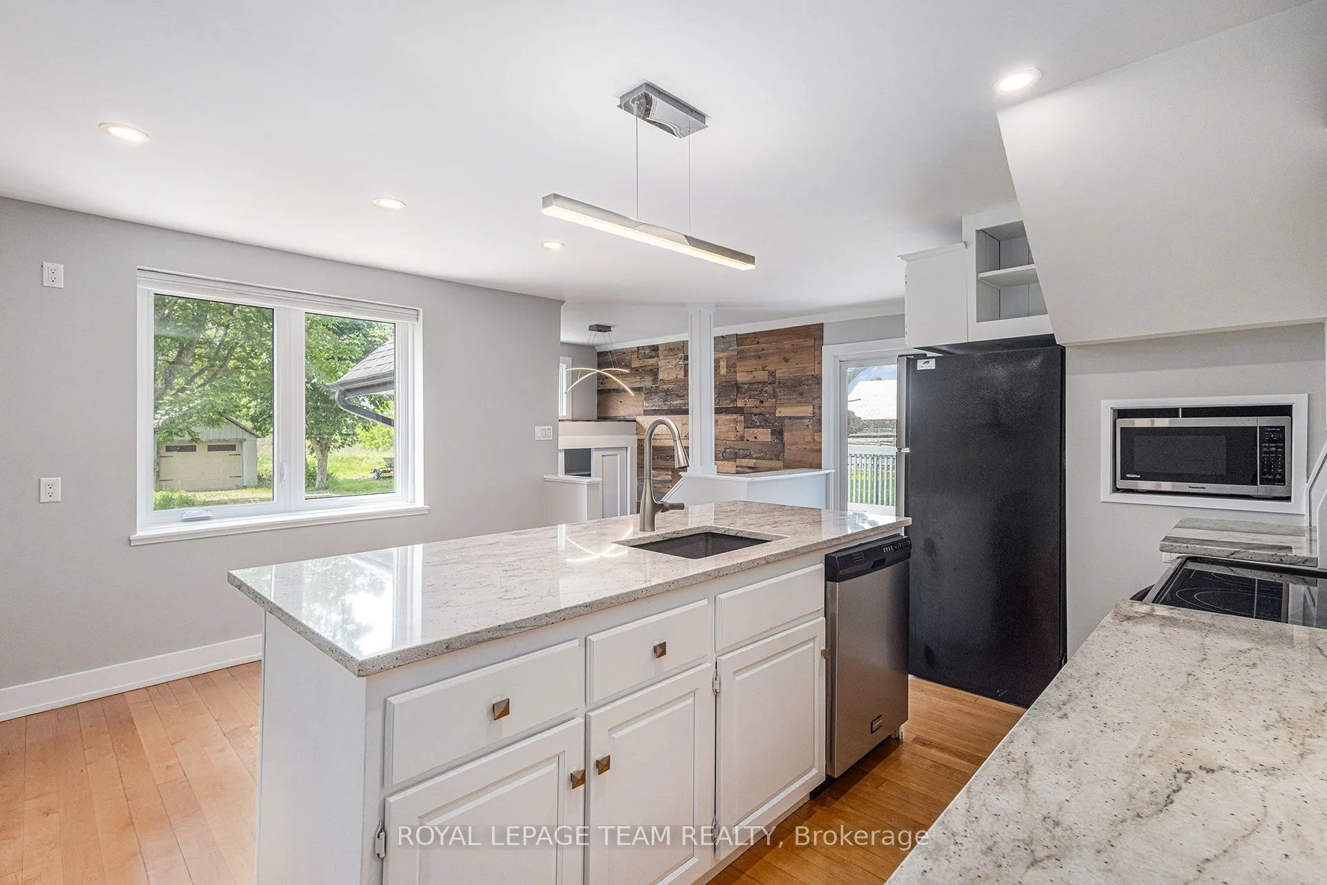 3455 Donnelly Drive