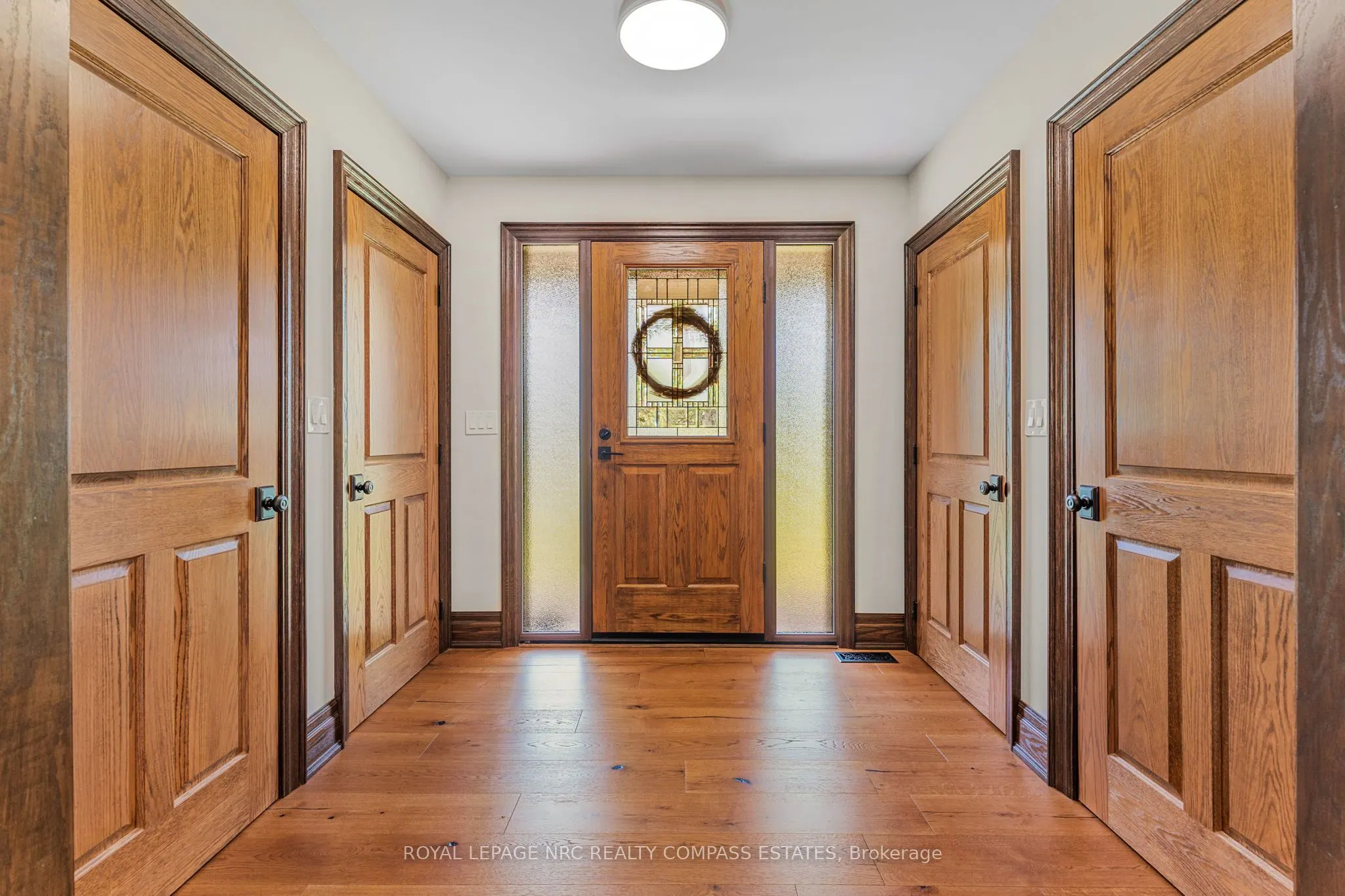 43 Scott Street E