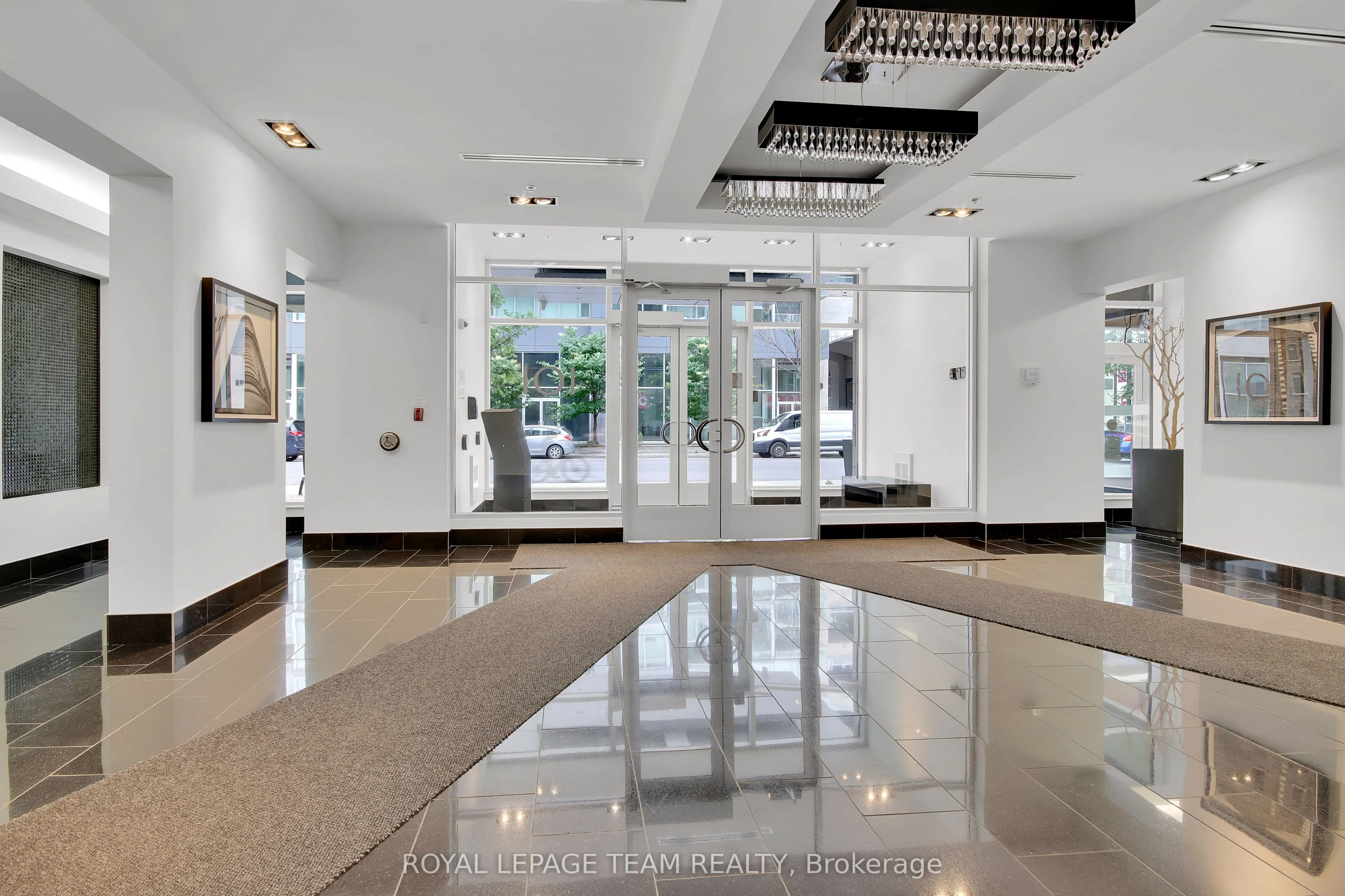 101 Richmond Road, #314