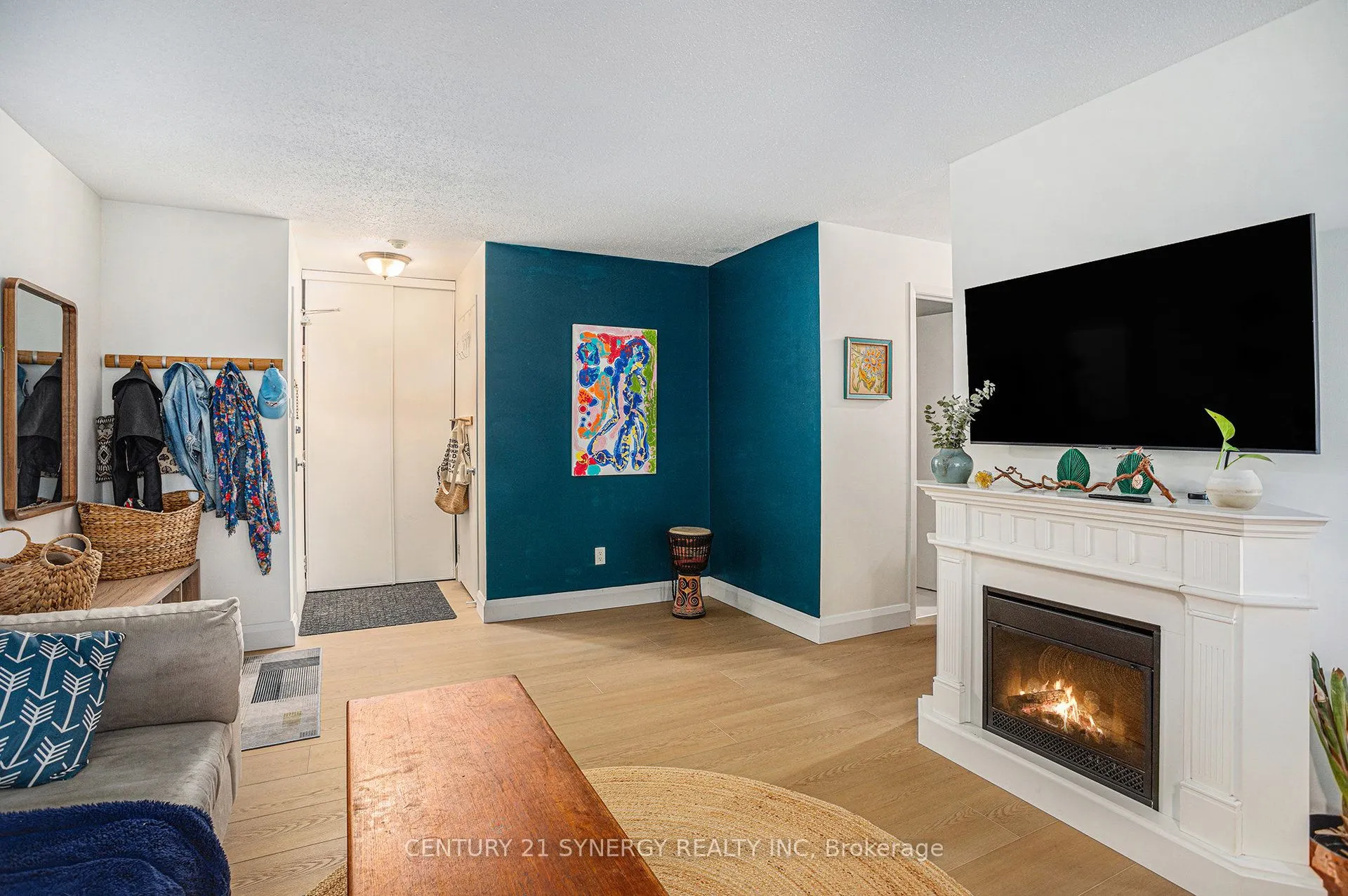 270 Brittany Drive, #204