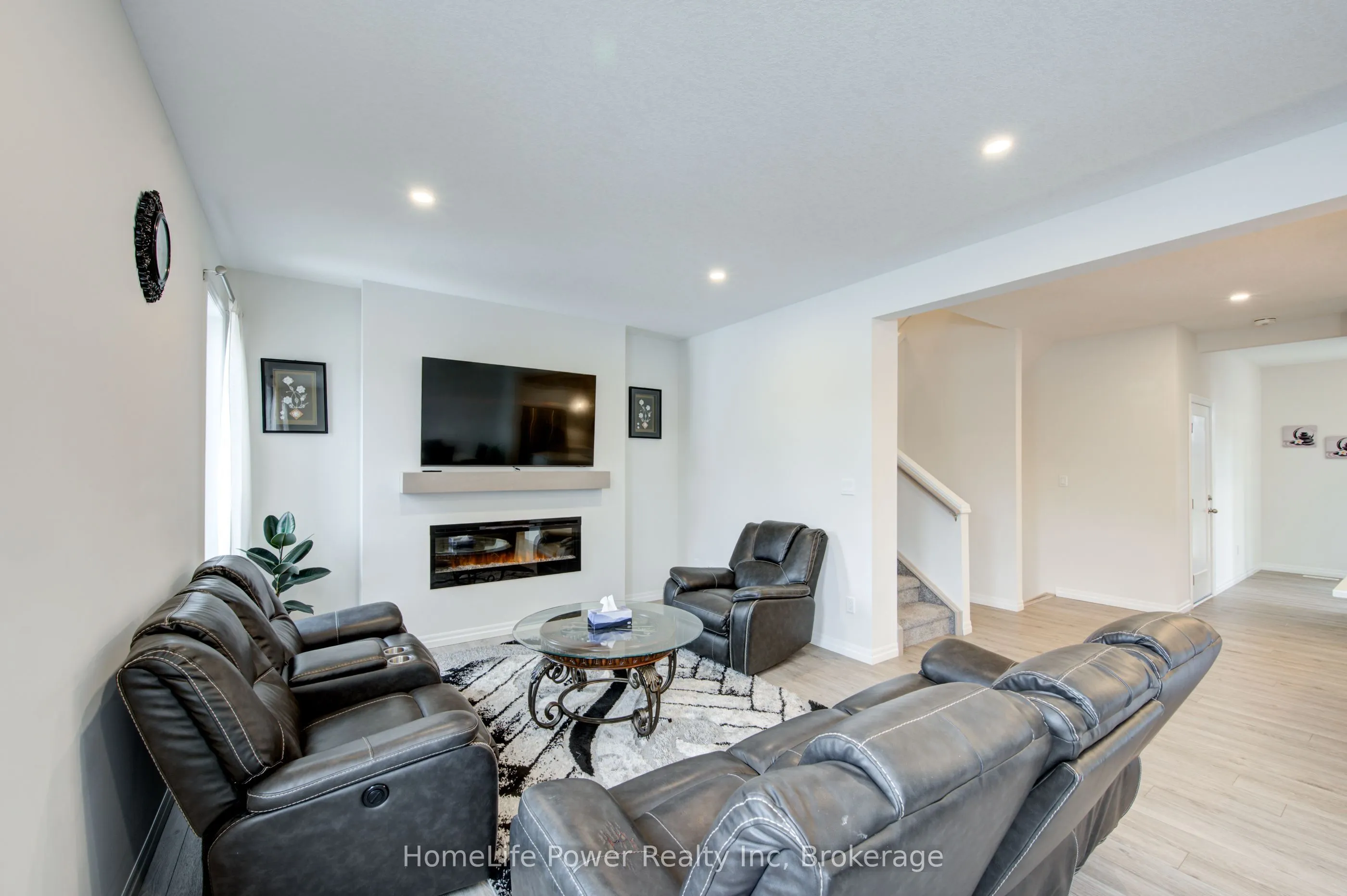 4 Braun Avenue