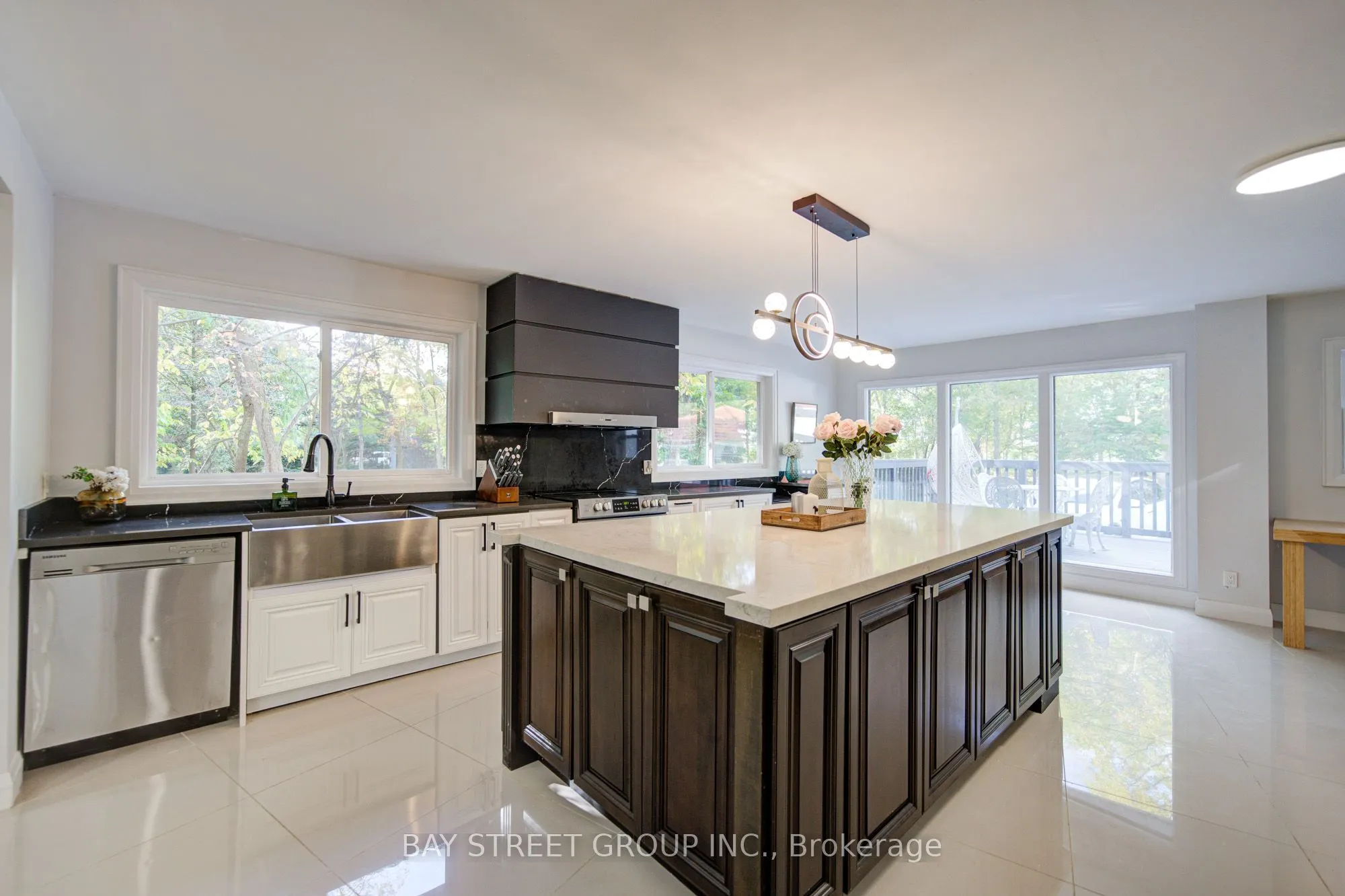 14874 Niagara River Parkway