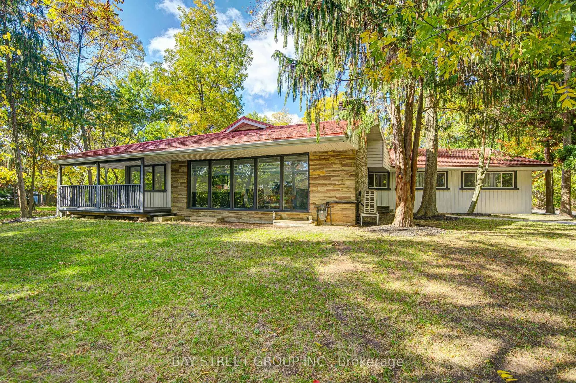 14874 Niagara River Parkway