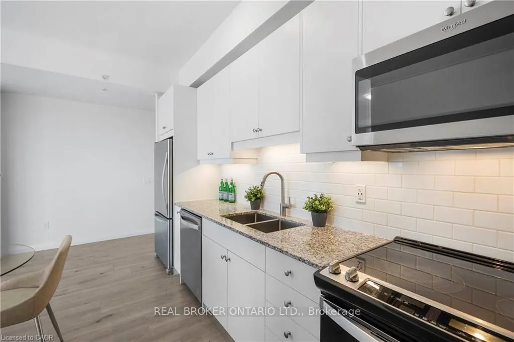 60 Charles Street W, #2405
