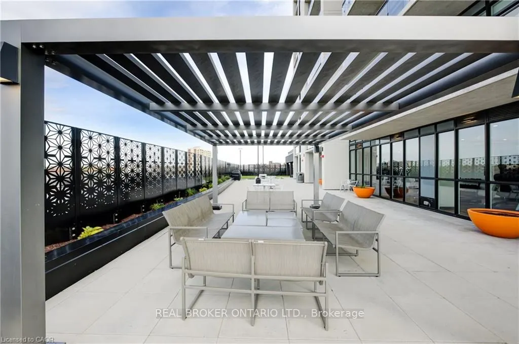 60 Charles Street W, #2405