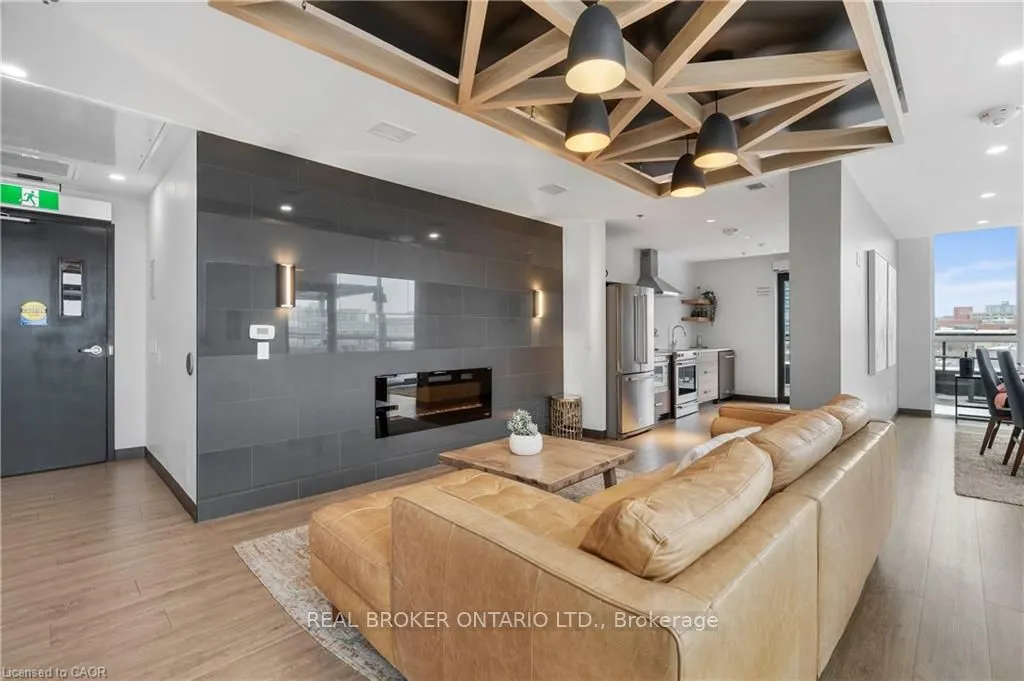 60 Charles Street W, #2405