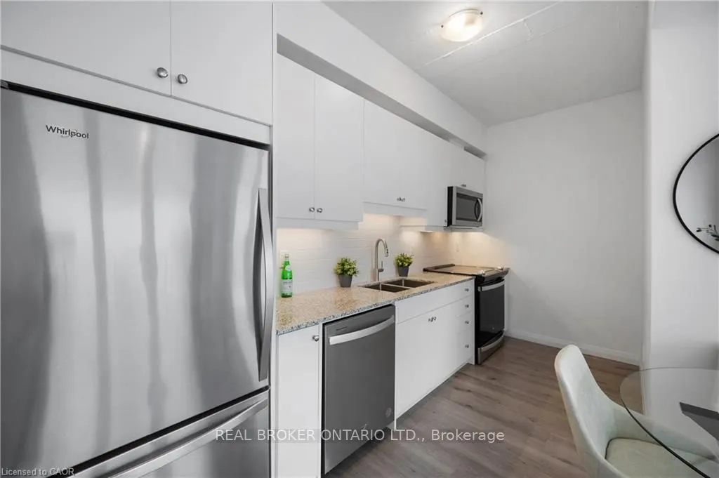 60 Charles Street W, #2405
