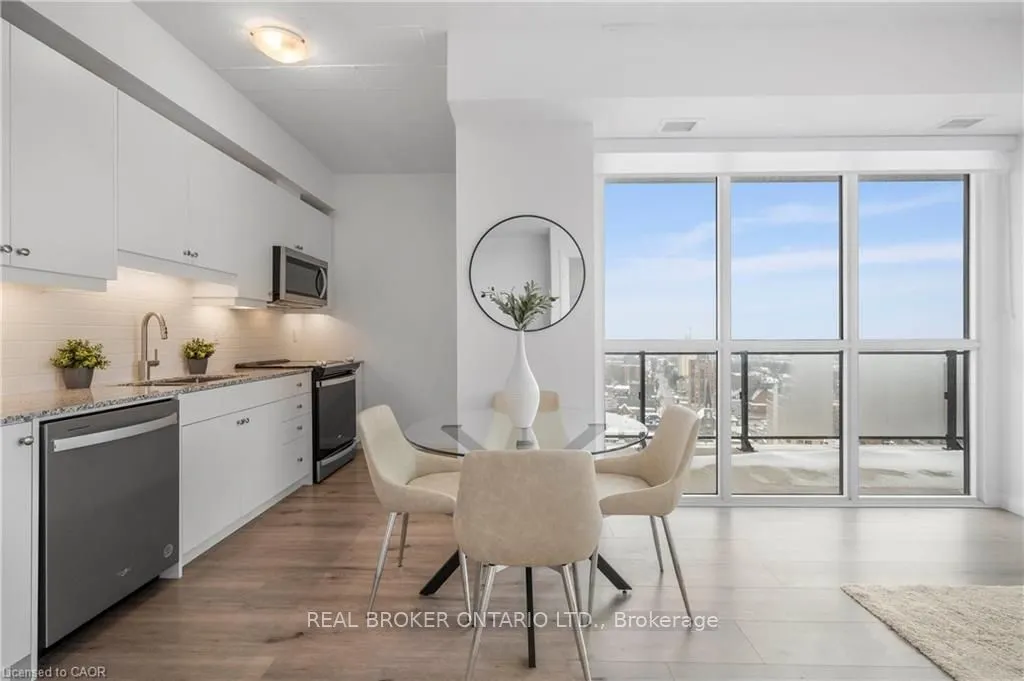 60 Charles Street W, #2405
