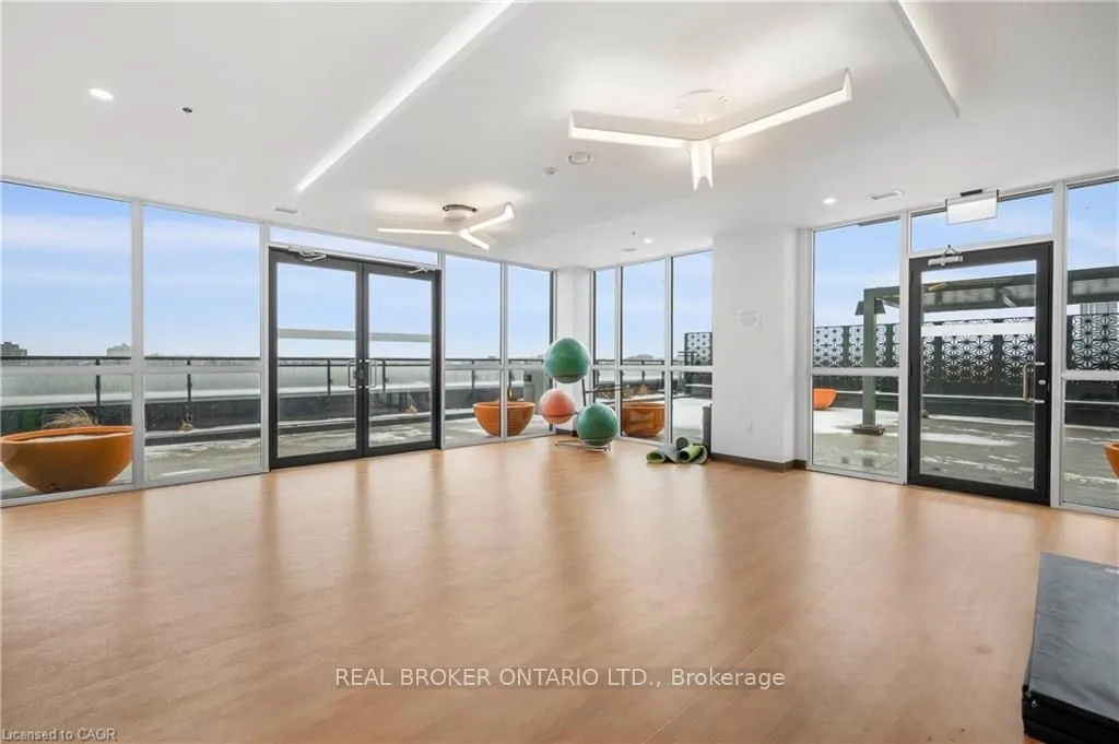 60 Charles Street W, #2405
