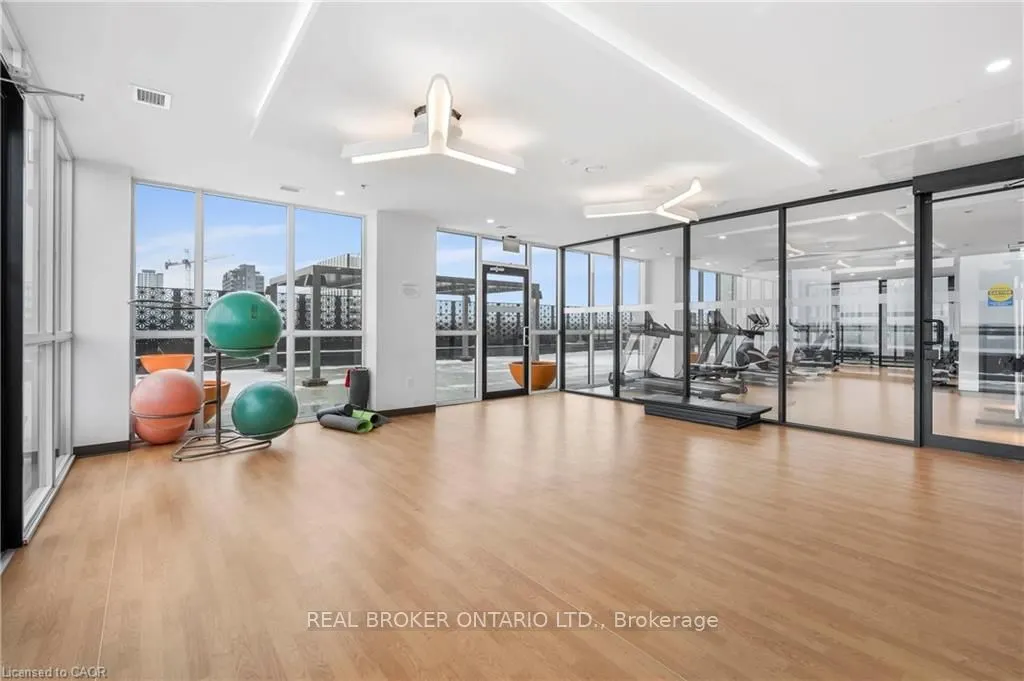 60 Charles Street W, #2405