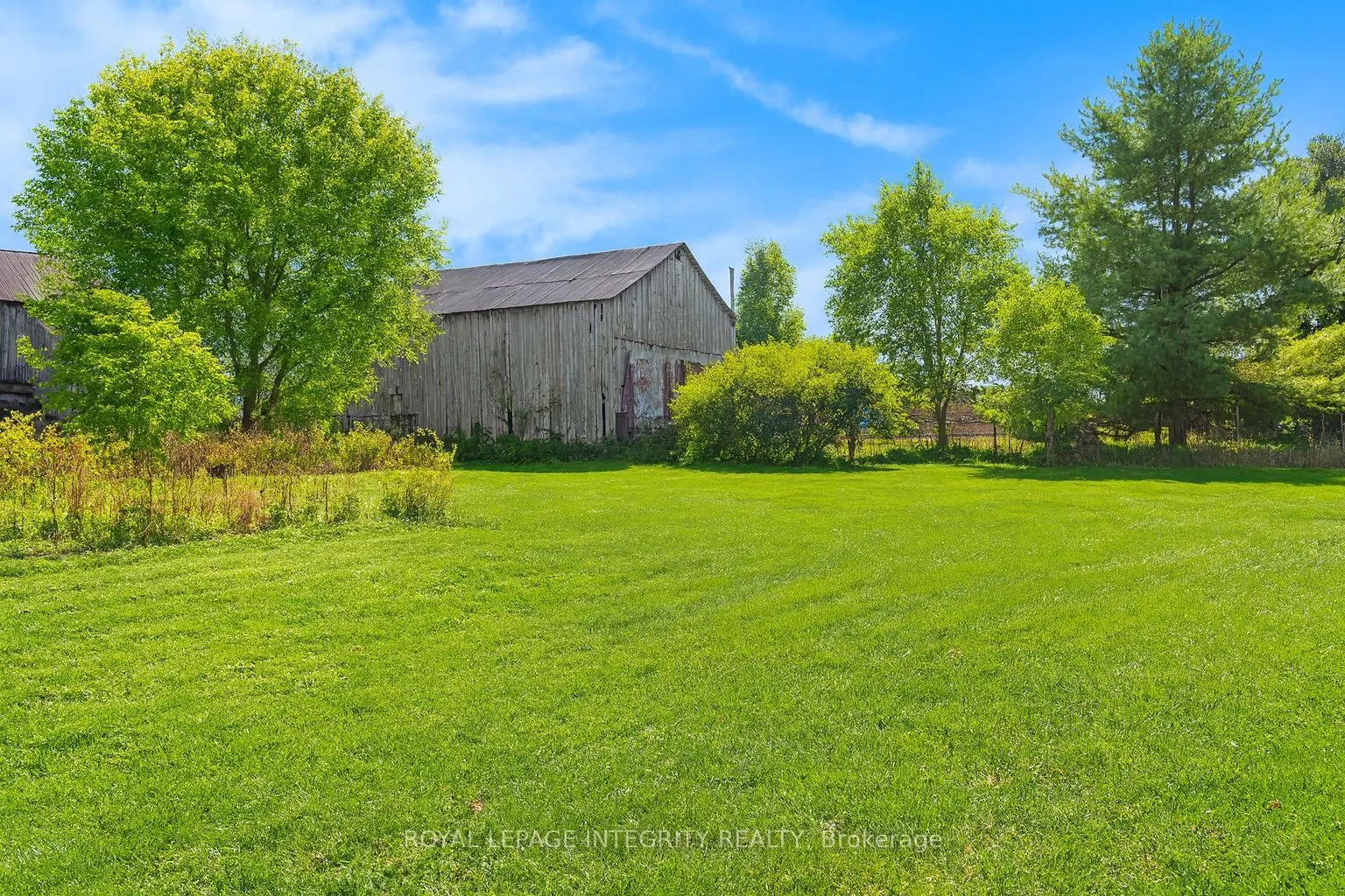 677 Bowes Side Road