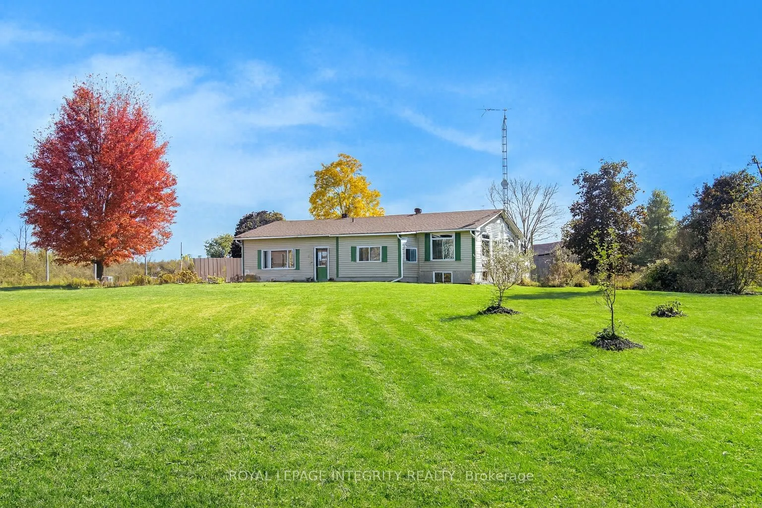677 Bowes Side Road