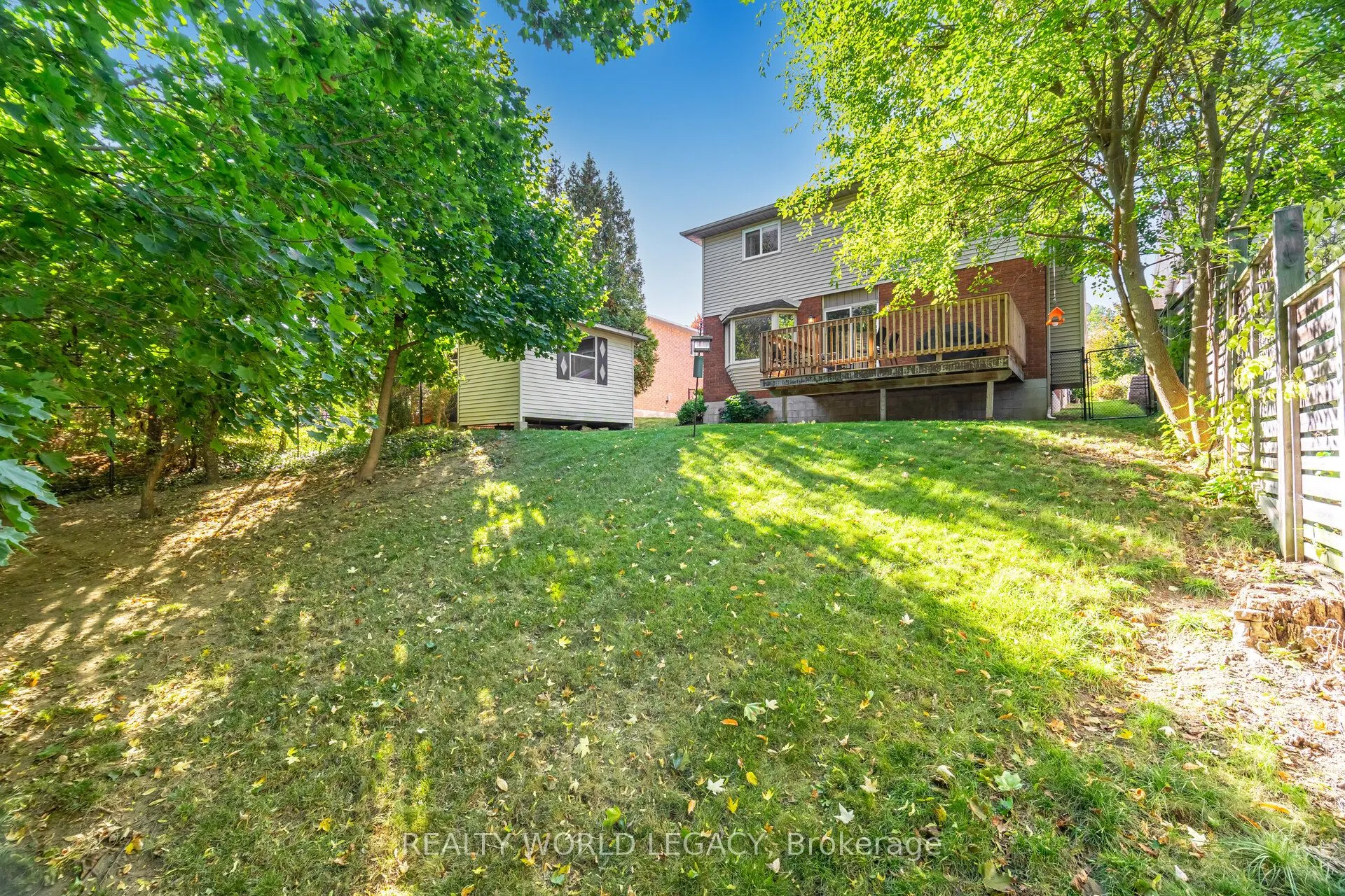 33 Morton Avenue
