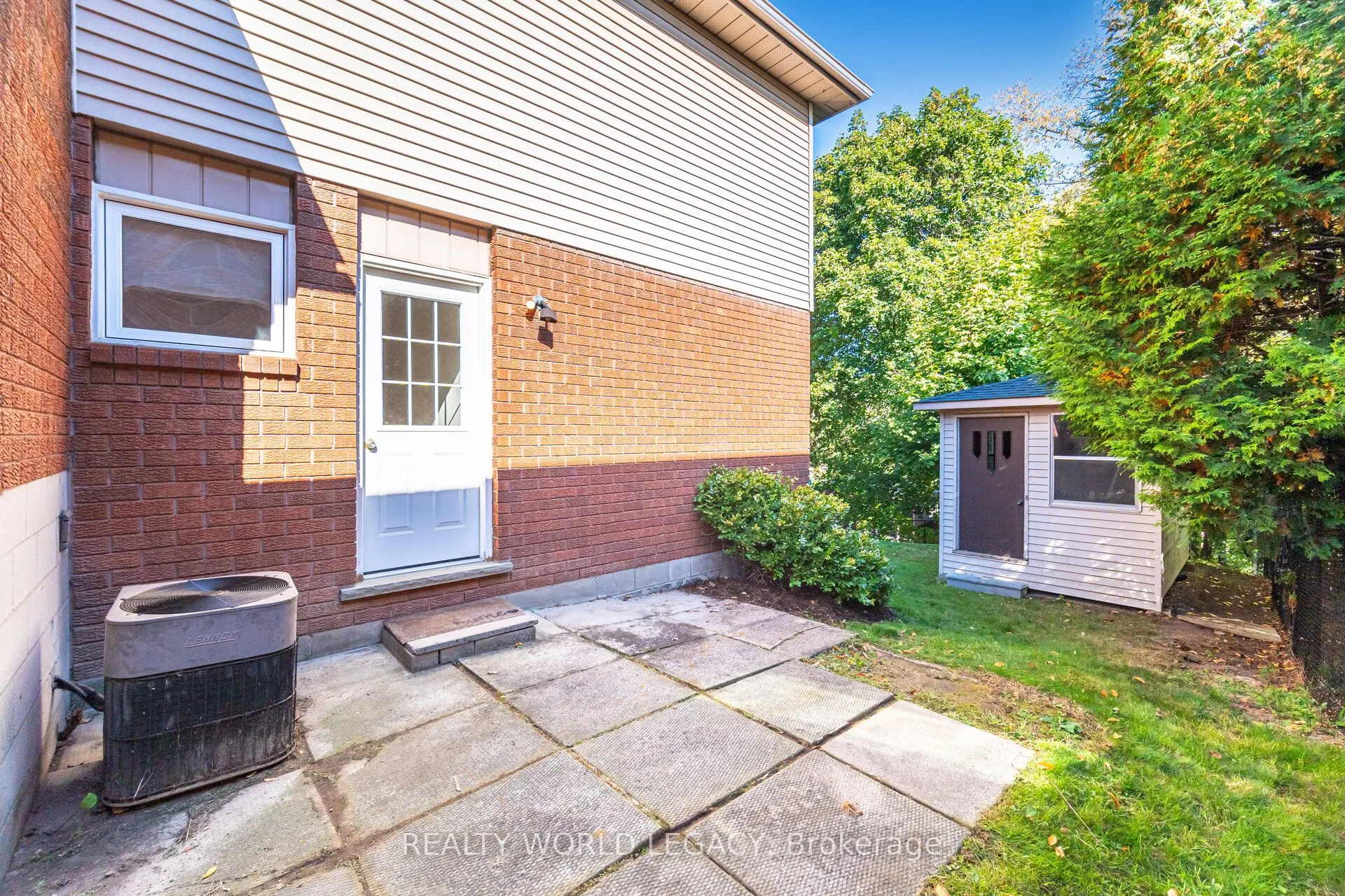 33 Morton Avenue