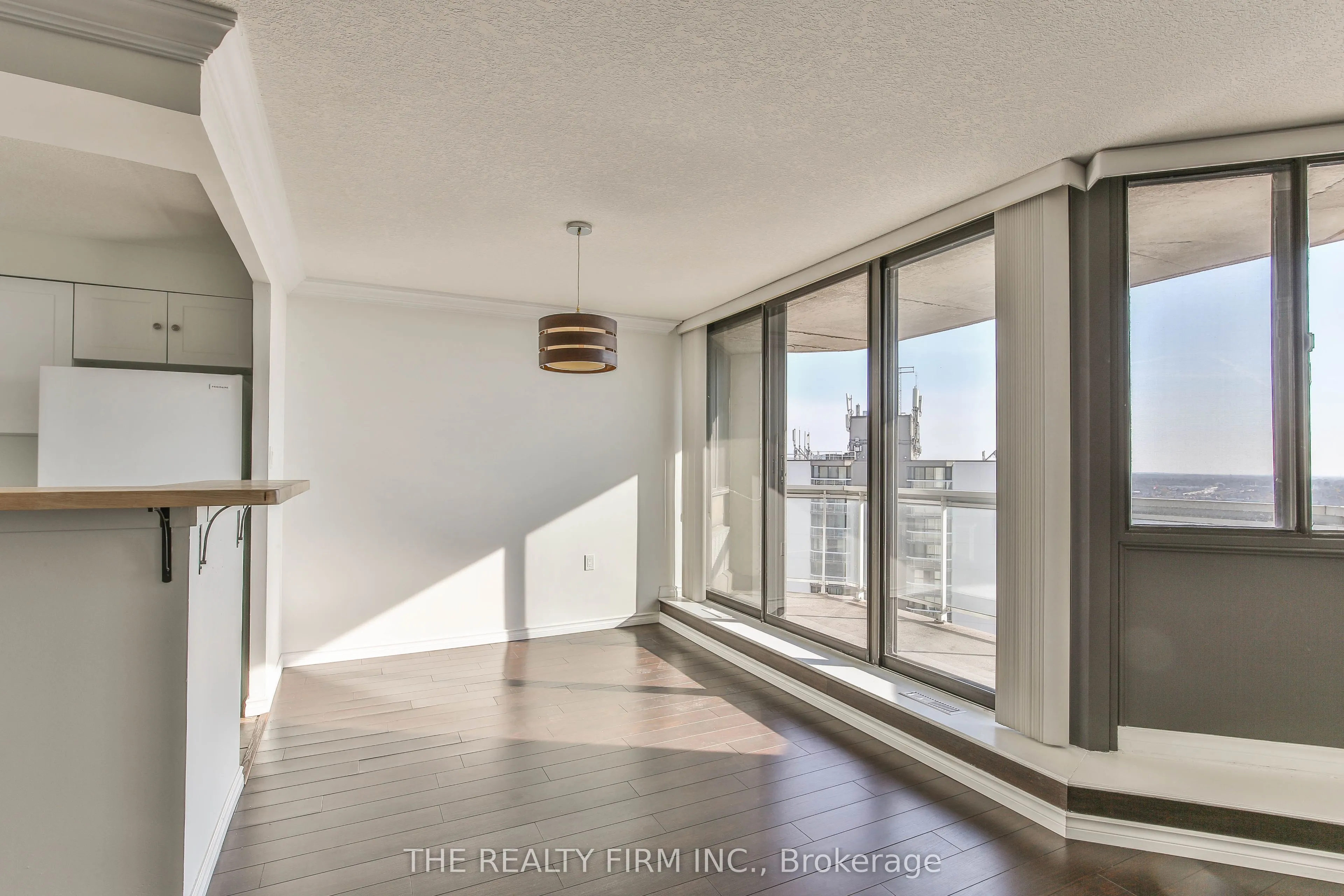 323 Colborne Street, #2605
