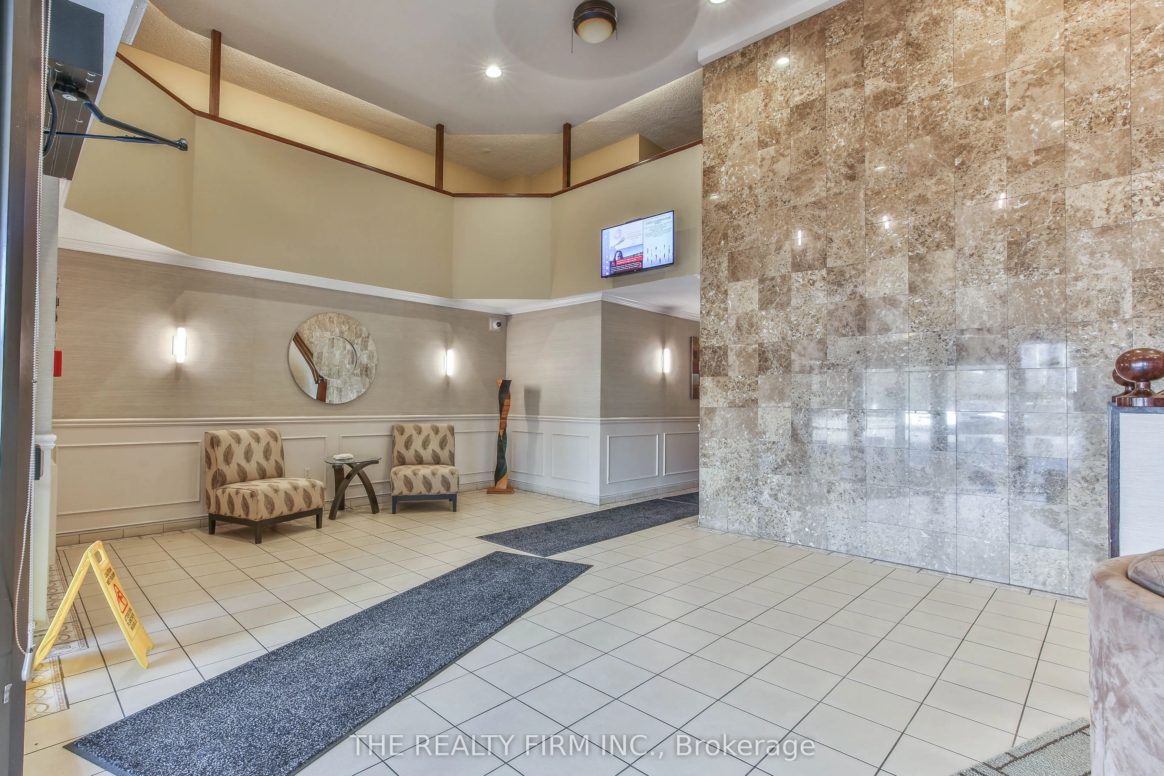 323 Colborne Street, #2605