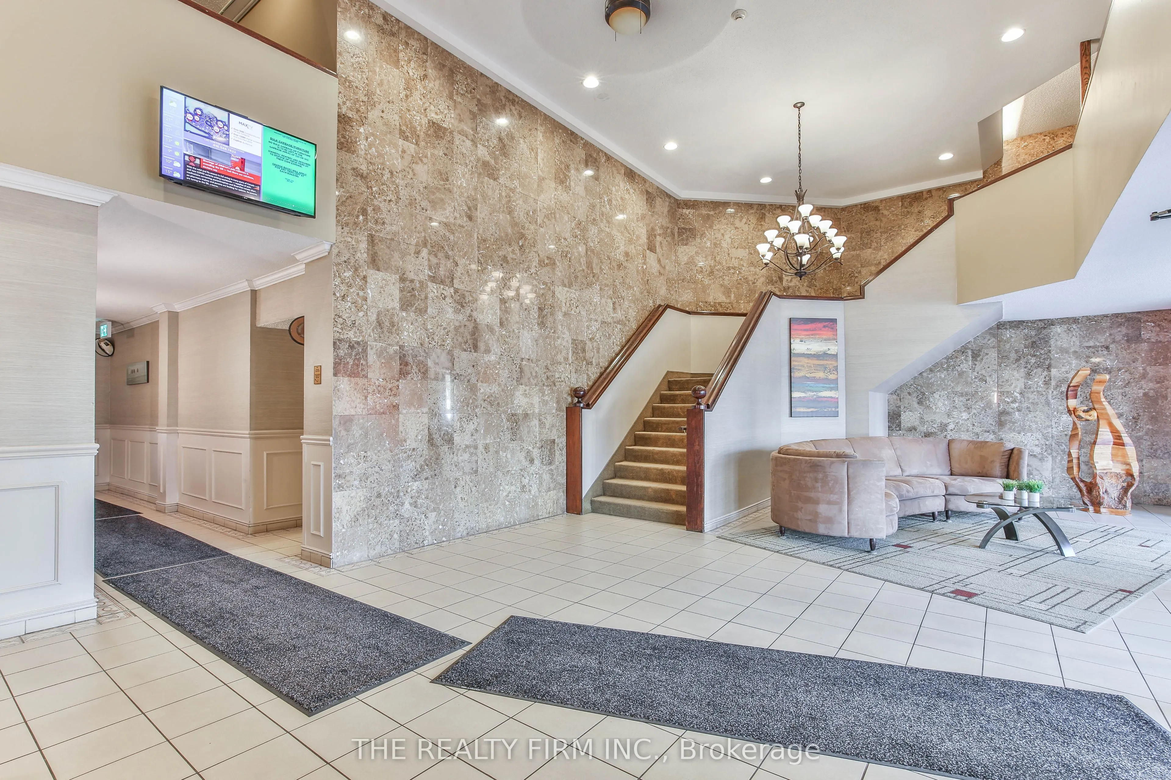 323 Colborne Street, #2605