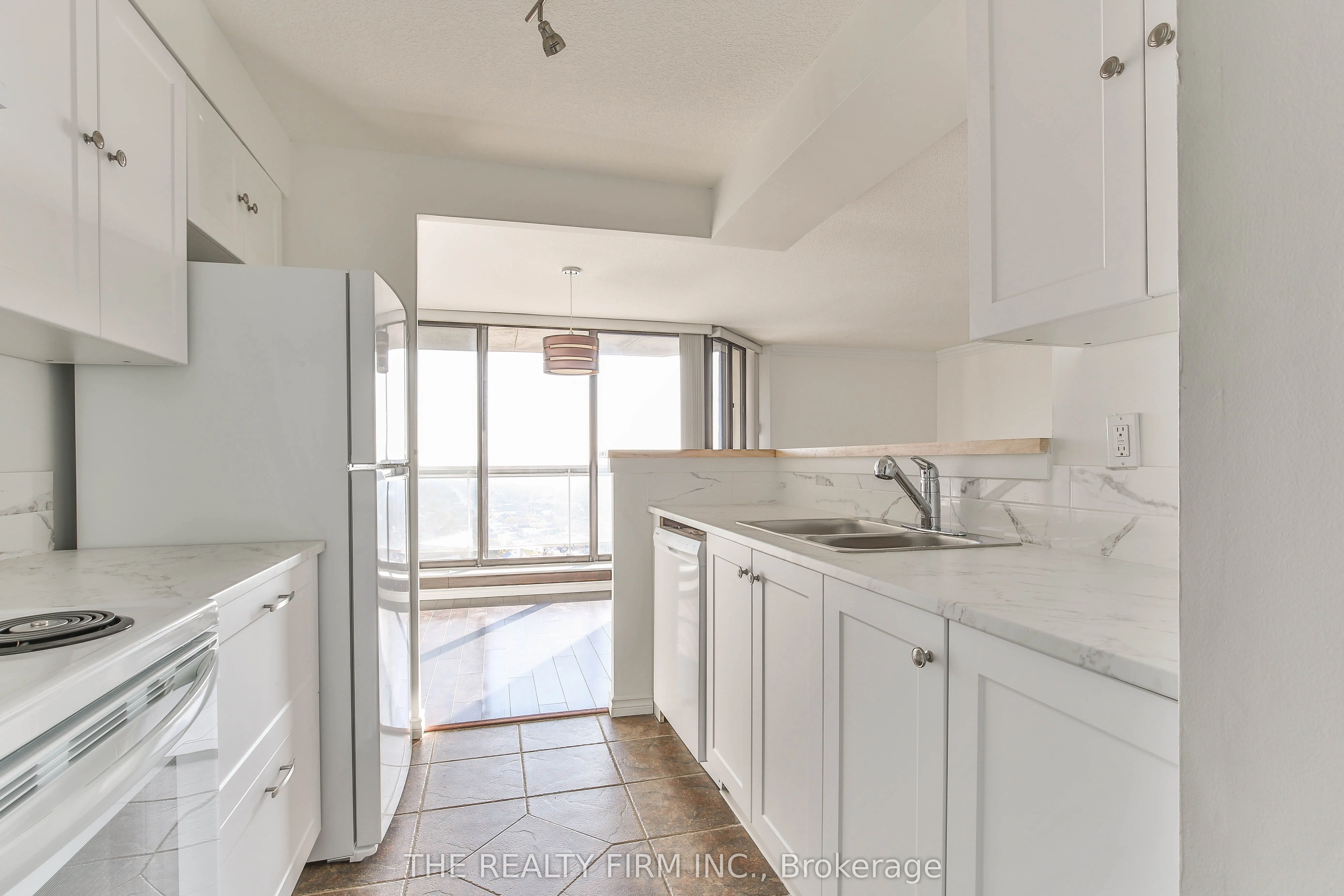 323 Colborne Street, #2605