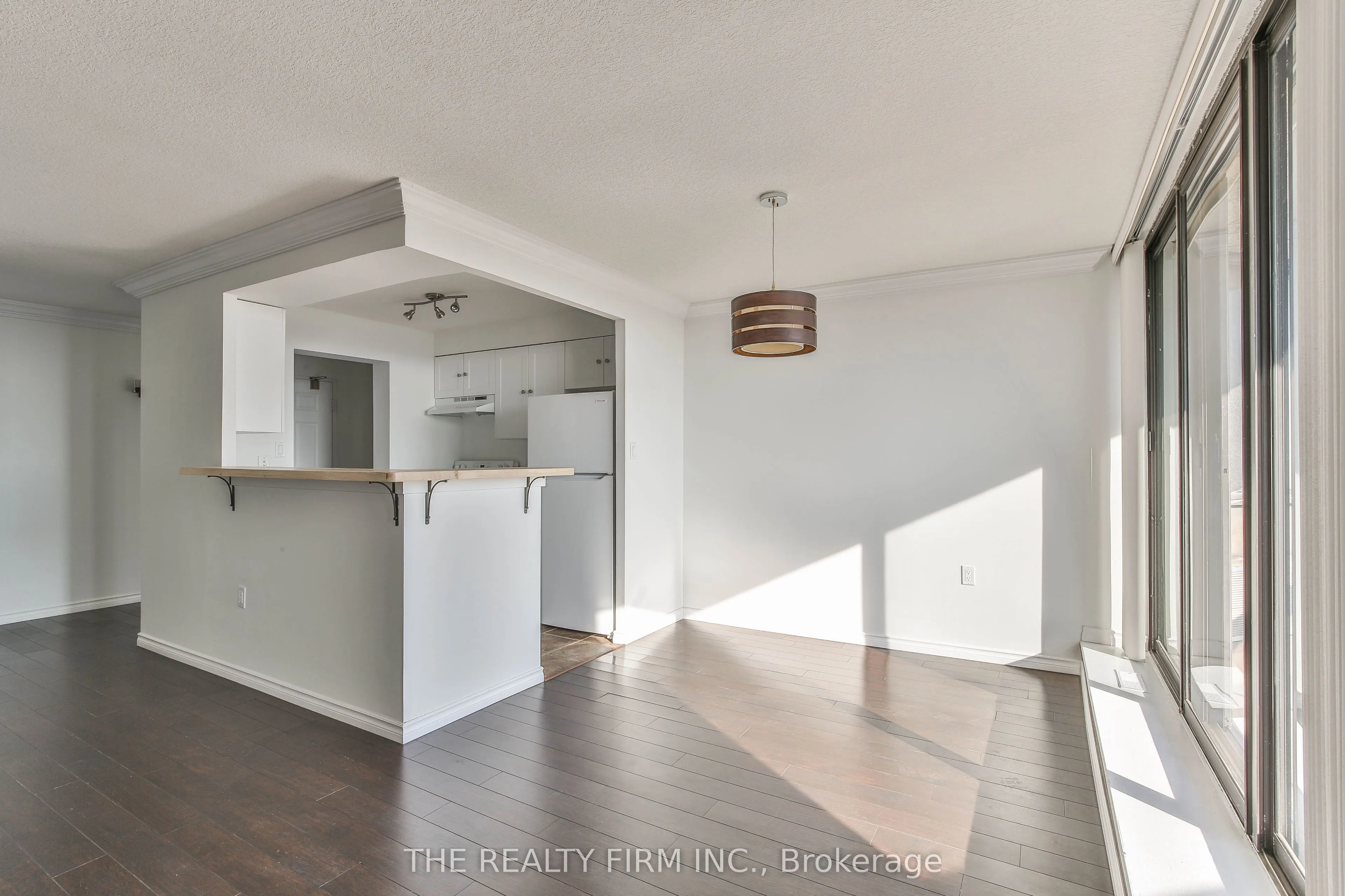 323 Colborne Street, #2605