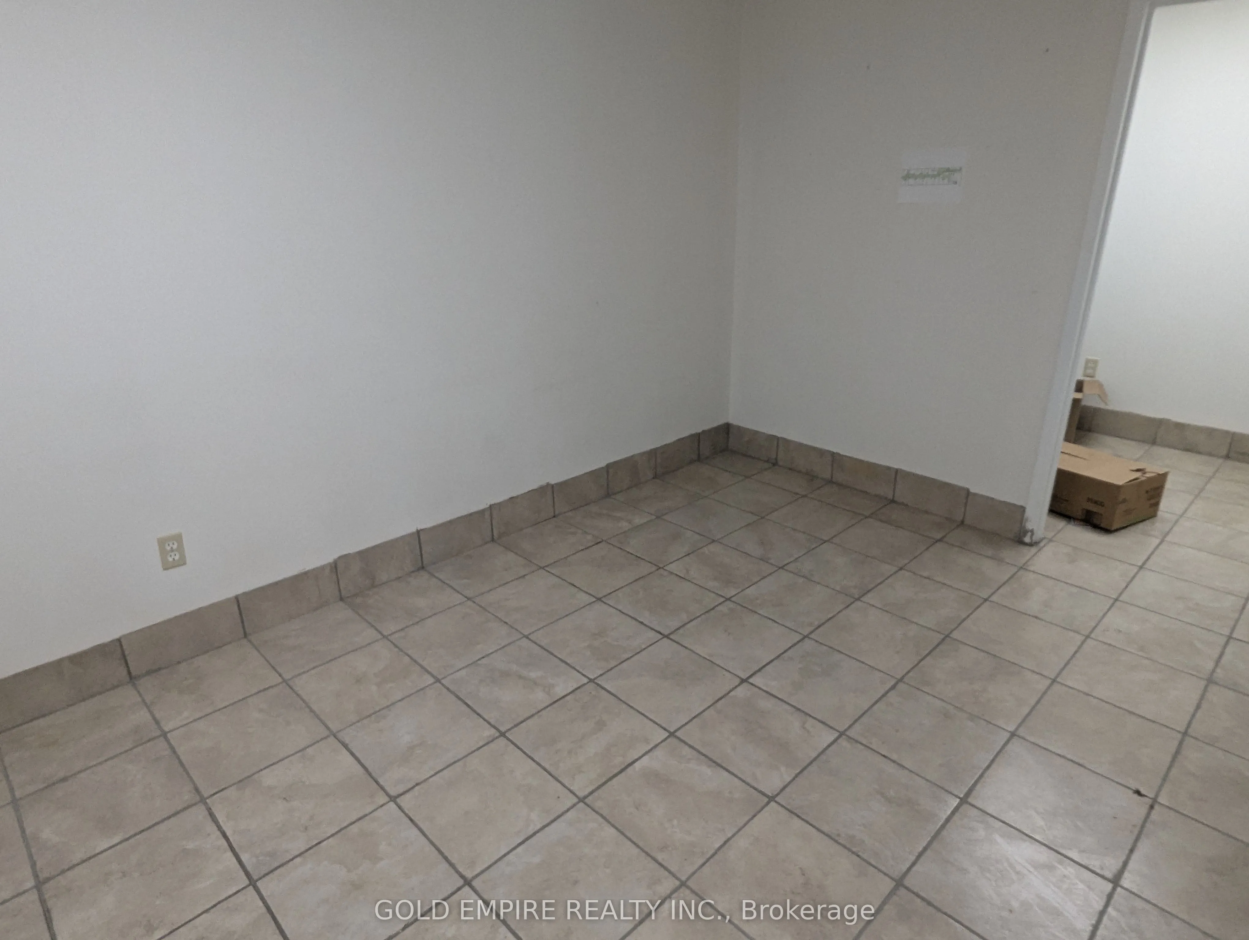 41 Mondamin Street, ##8