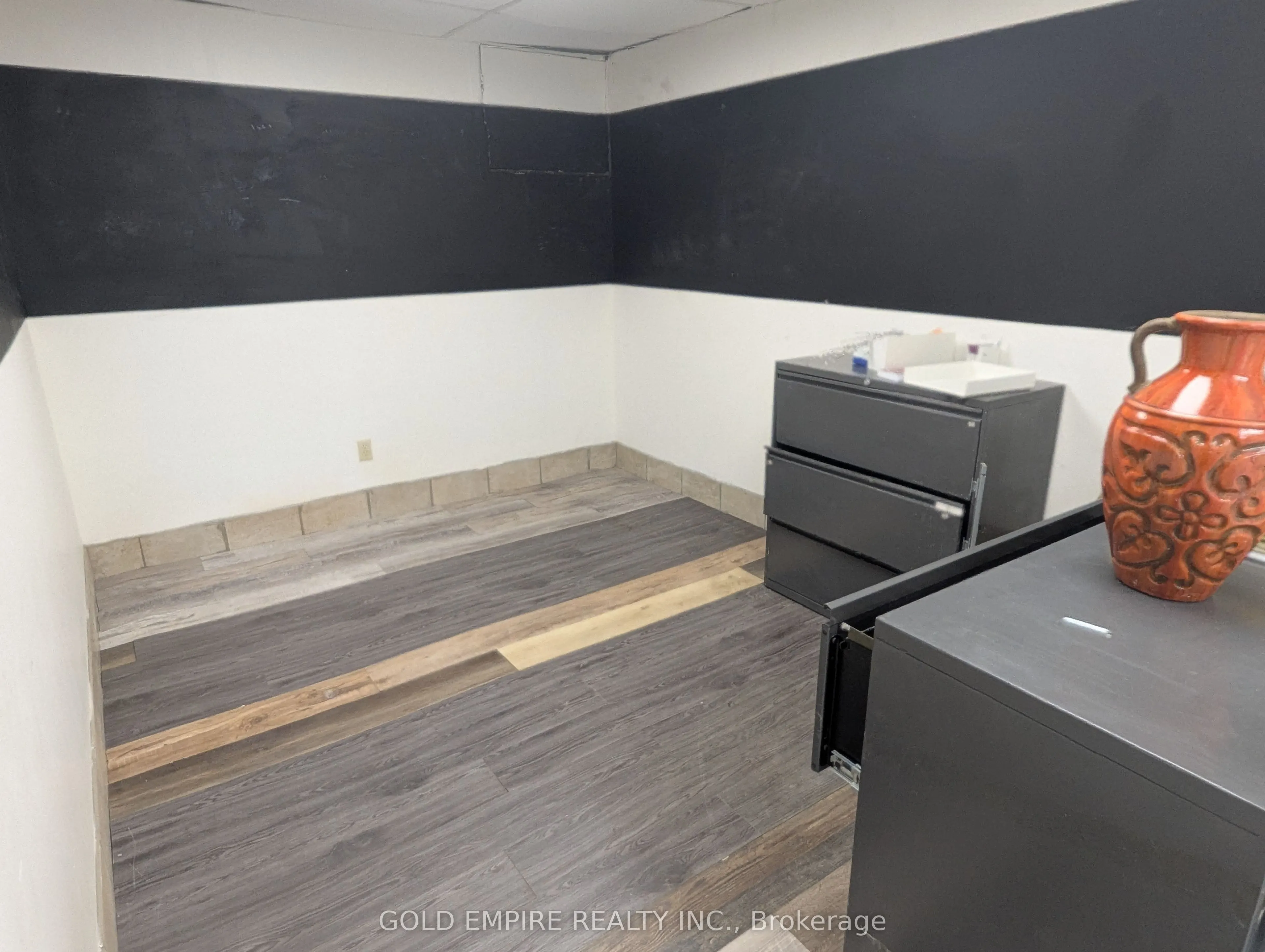 41 Mondamin Street, ##8