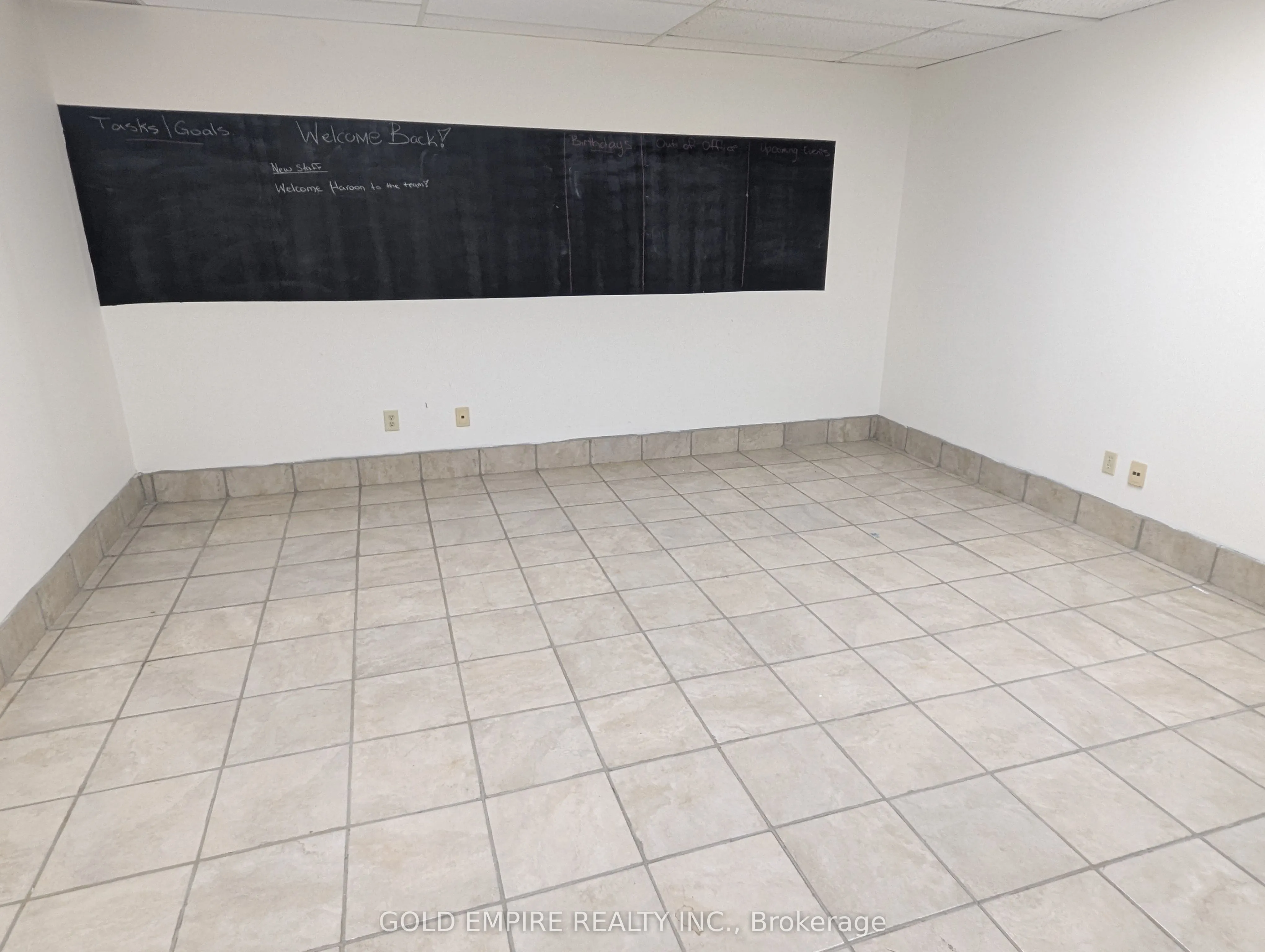 41 Mondamin Street, ##8