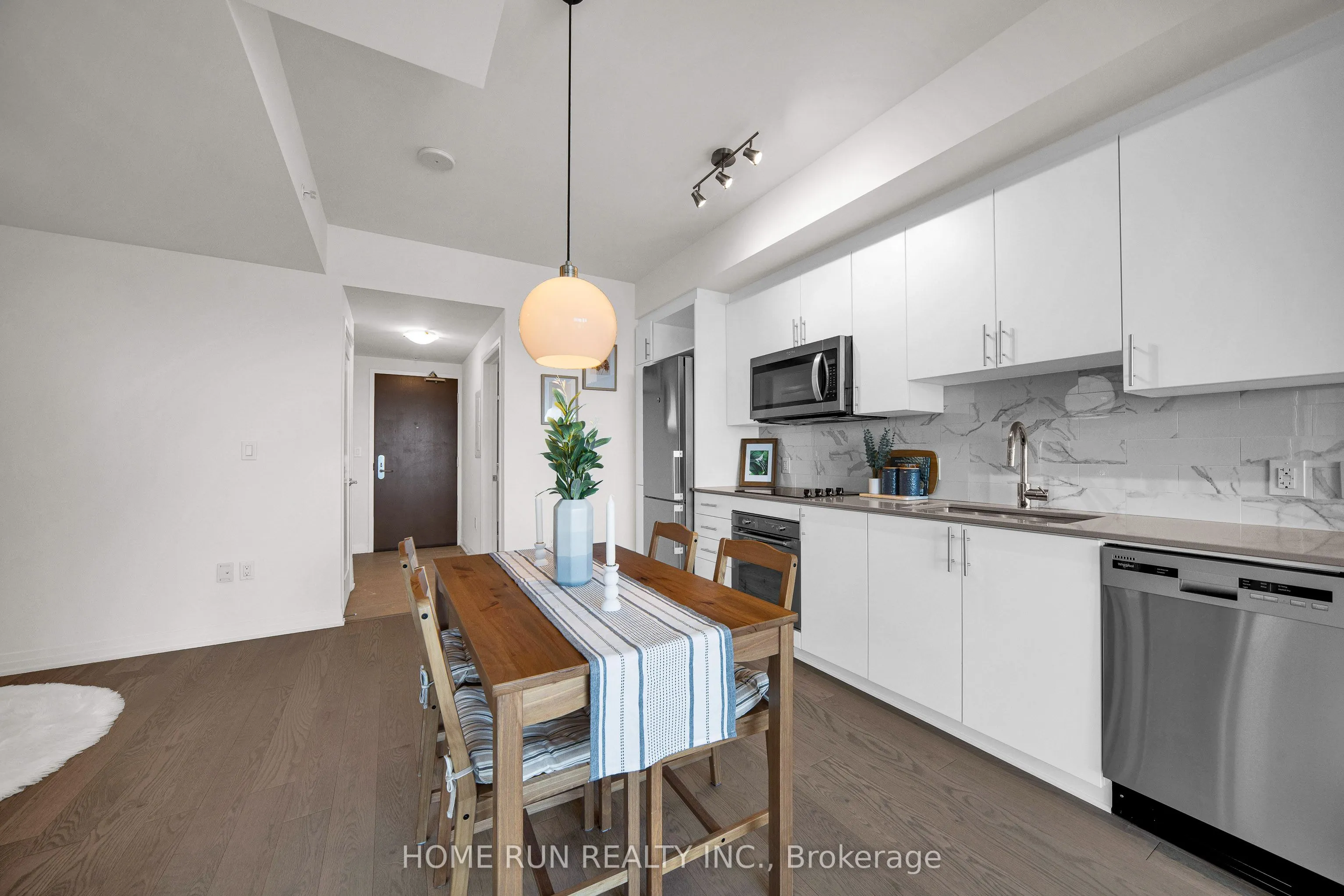 805 Carling Avenue, #1903