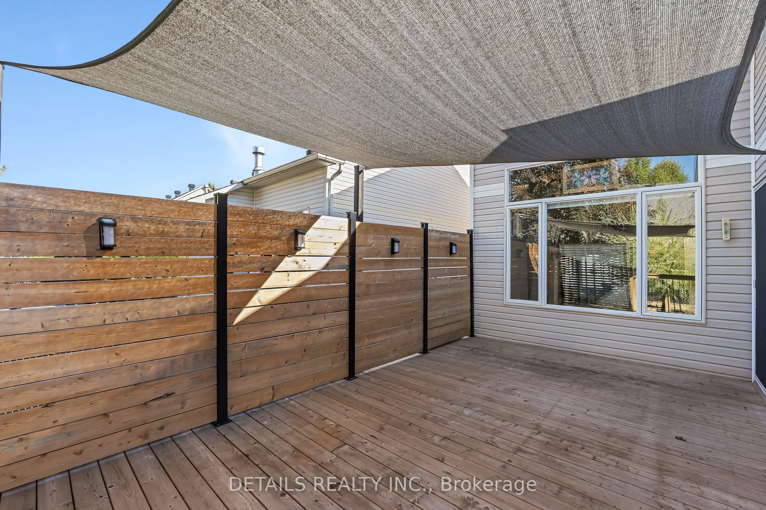 6121 Bristlecone Way