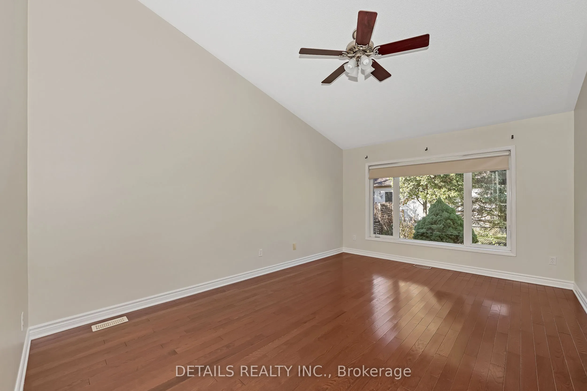 6121 Bristlecone Way