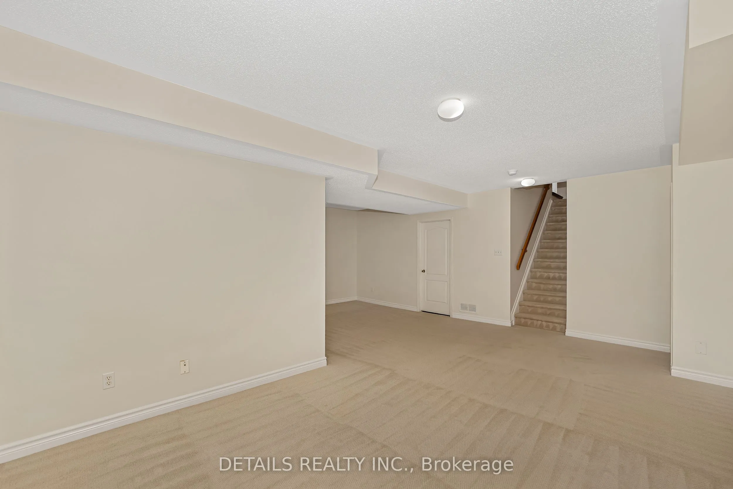 6121 Bristlecone Way