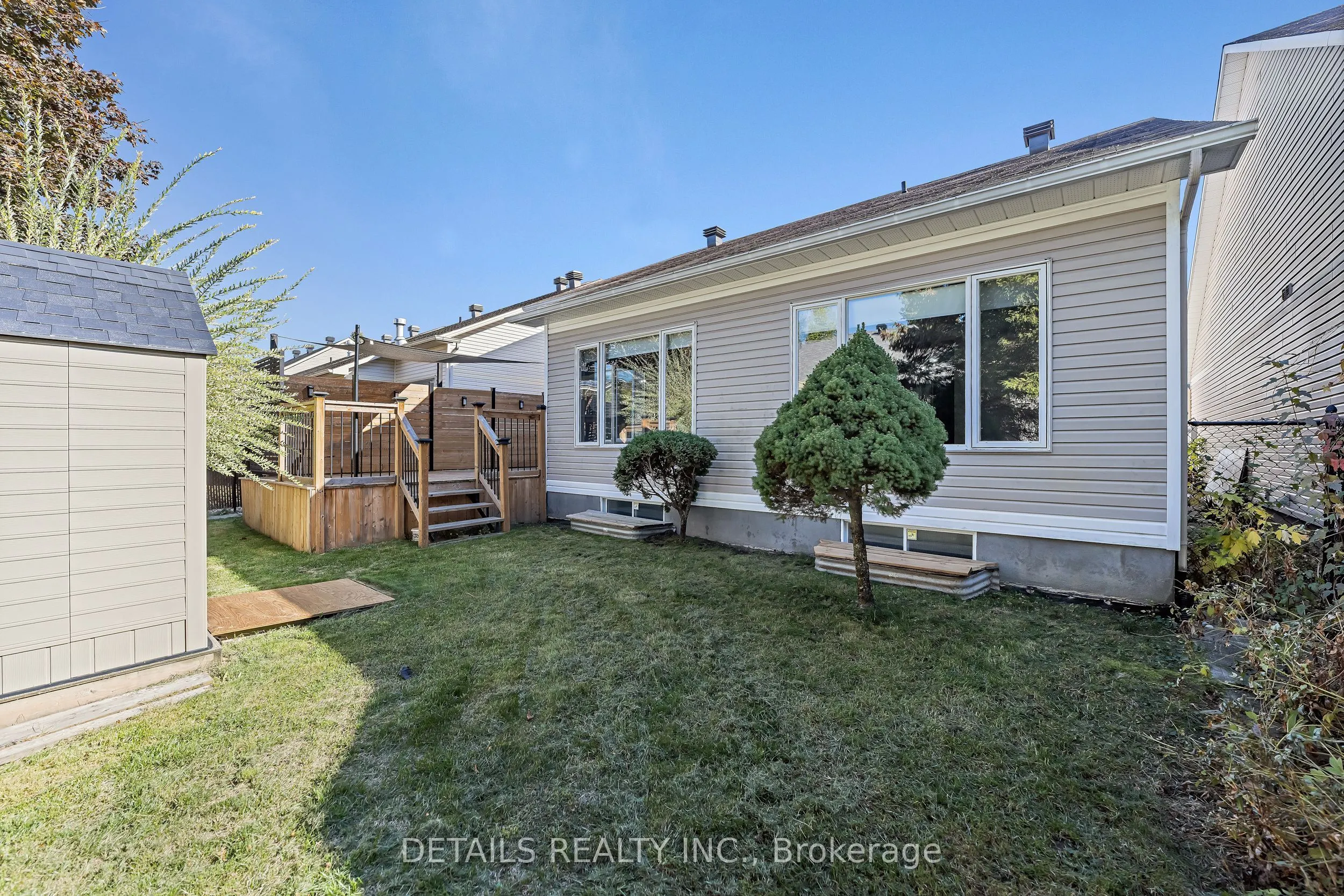 6121 Bristlecone Way