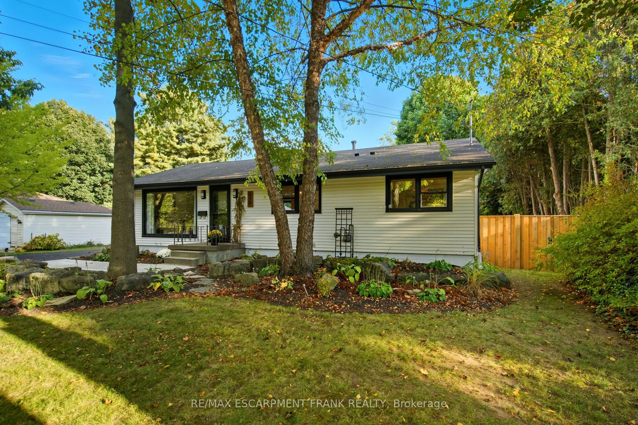 570 Westview Avenue