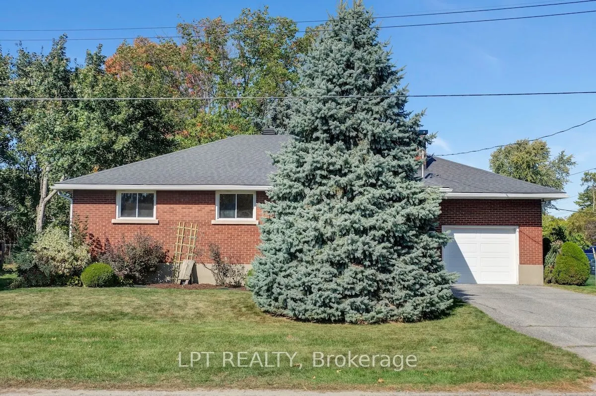 151 Oakridge Boulevard