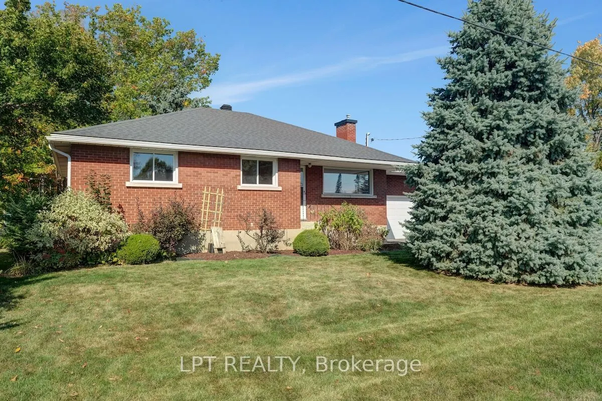 151 Oakridge Boulevard