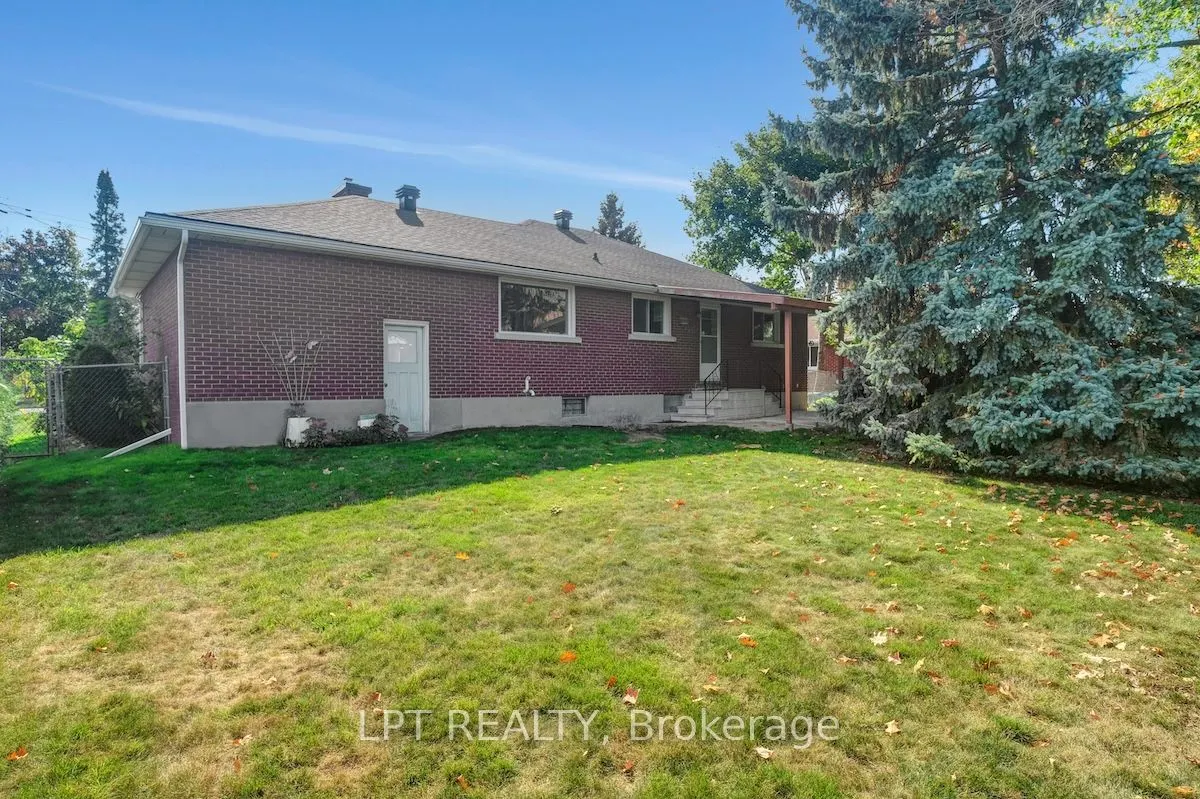 151 Oakridge Boulevard